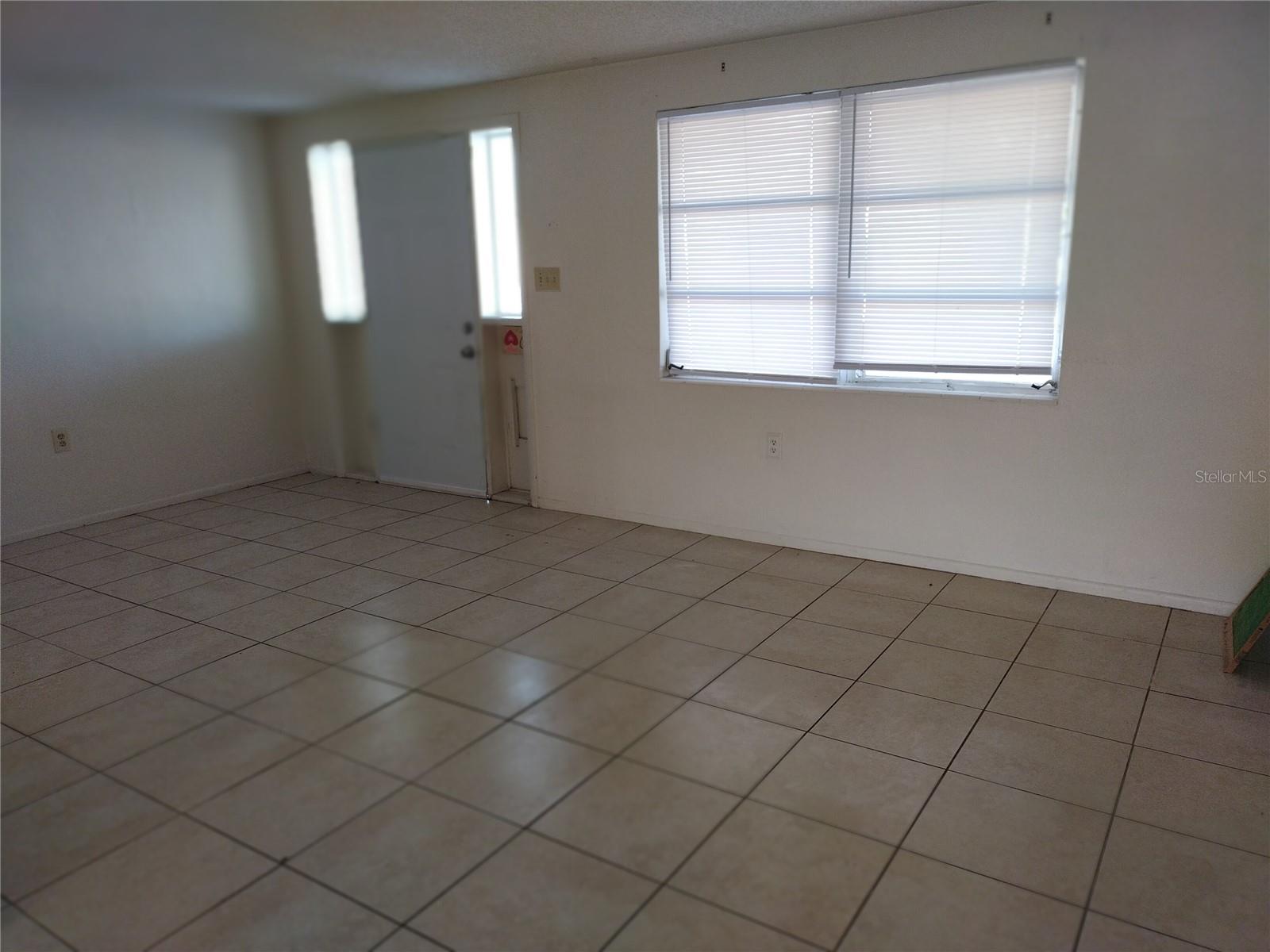 Image 2 of 3 For 3535 Cantrell Street