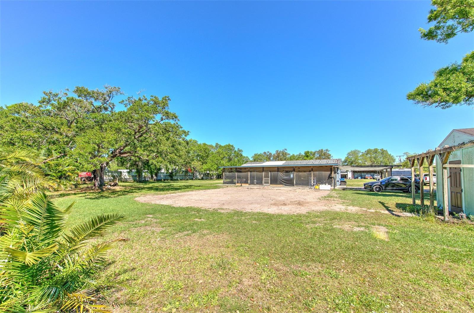 Image 11 of 38 For 5921 Causeway Boulevard