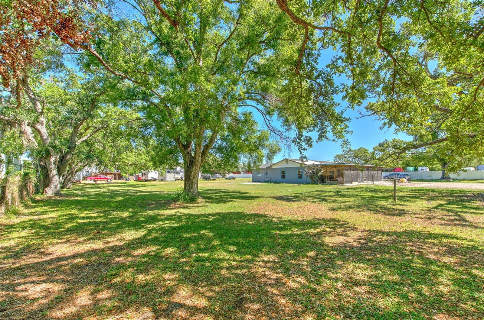 Image 15 of 38 For 5921 Causeway Boulevard