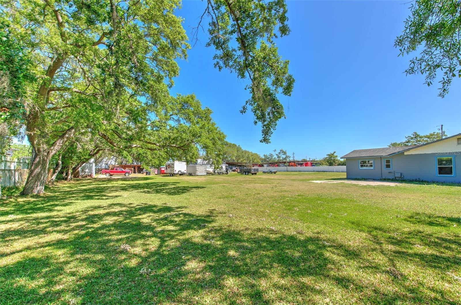 Image 17 of 38 For 5921 Causeway Boulevard
