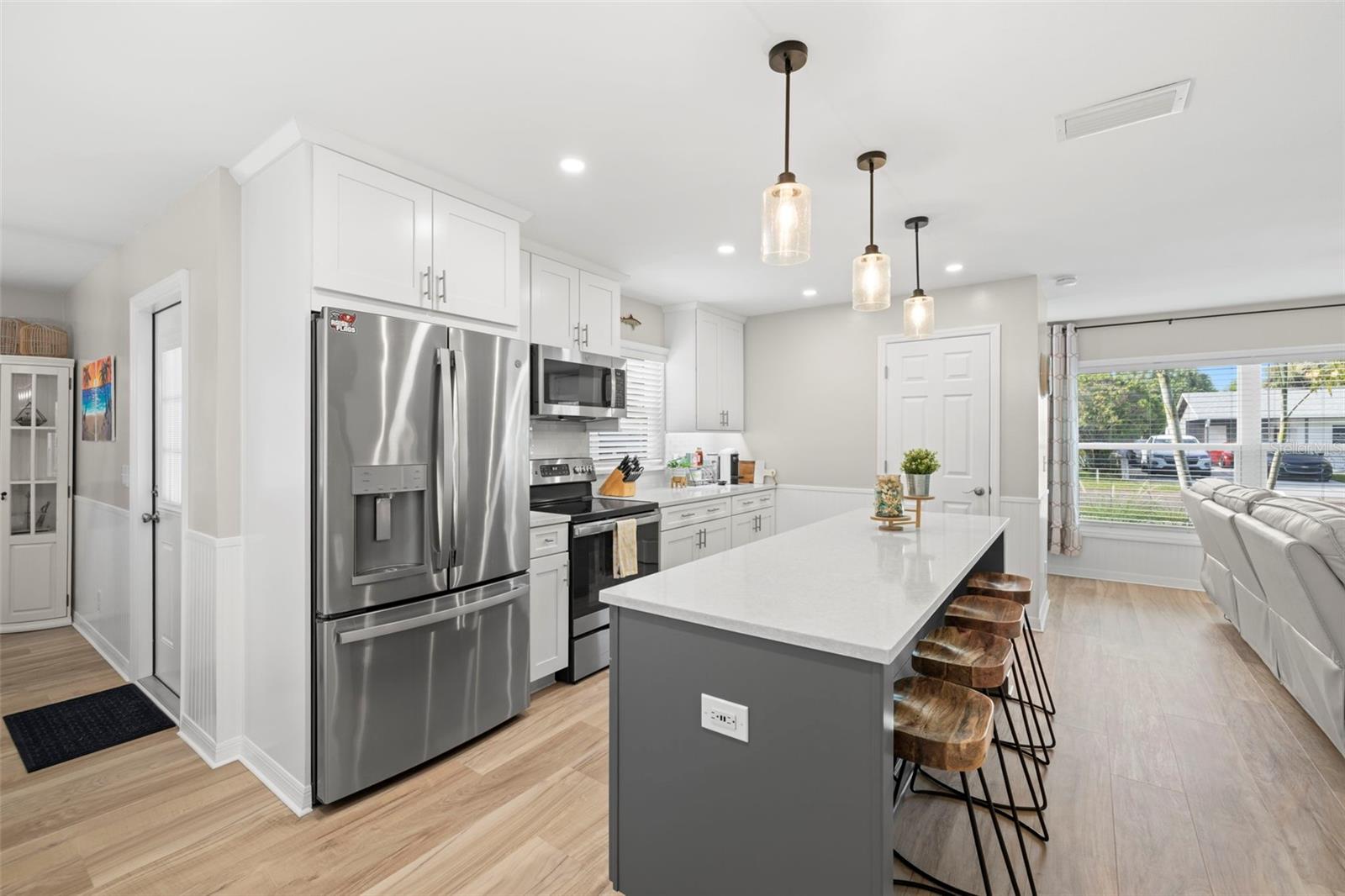 Image 12 of 35 For 6545 West Shore Circle
