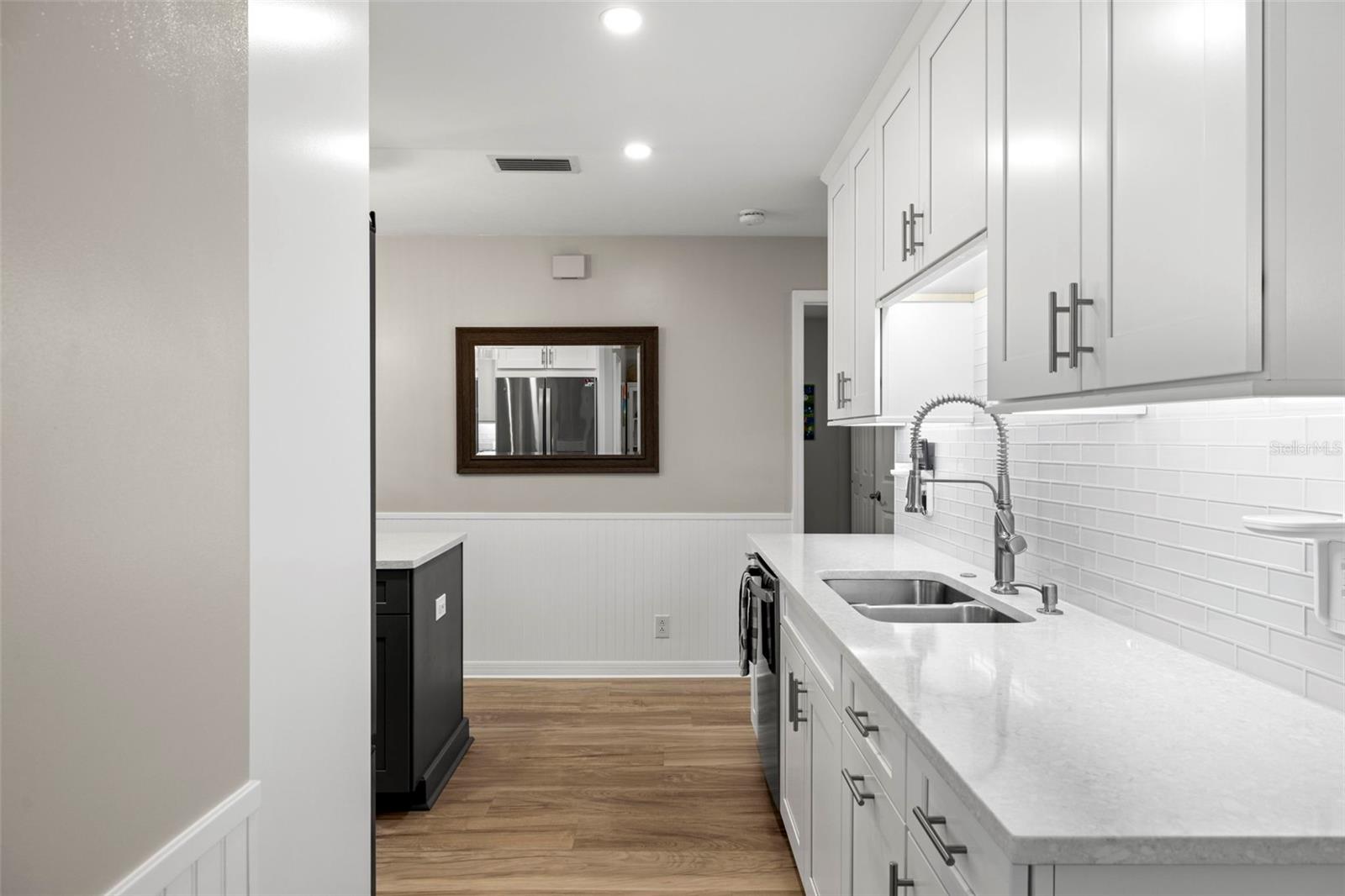 Image 14 of 35 For 6545 West Shore Circle