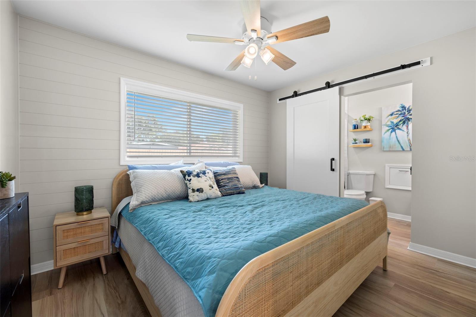 Image 18 of 35 For 6545 West Shore Circle