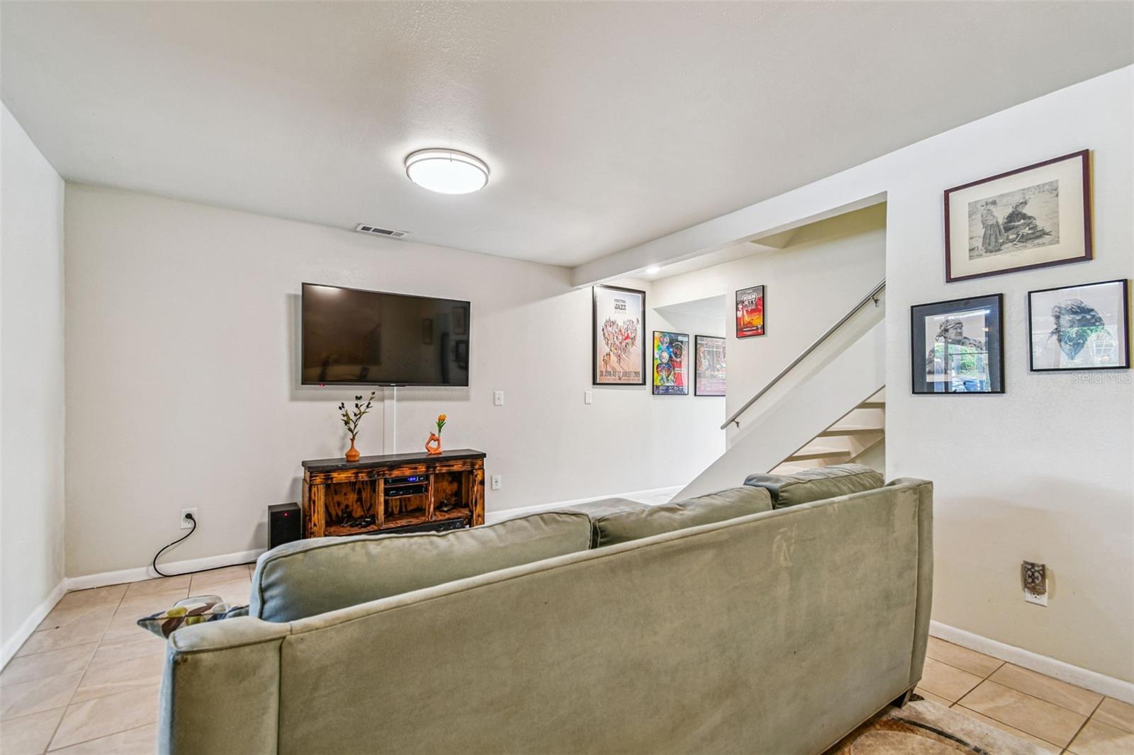 Image 19 of 59 For 1804 Clearbrooke Drive 1804