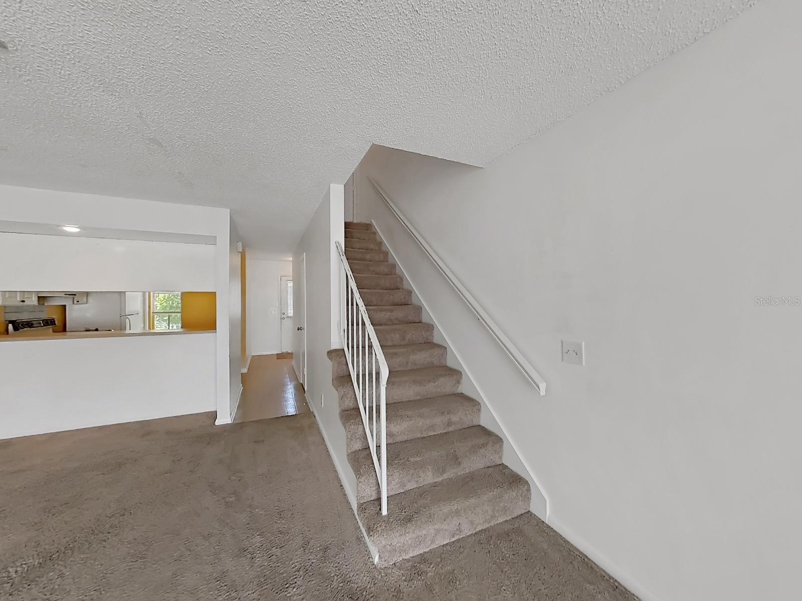 Image 18 of 33 For 16191 Rambling Vine Drive E
