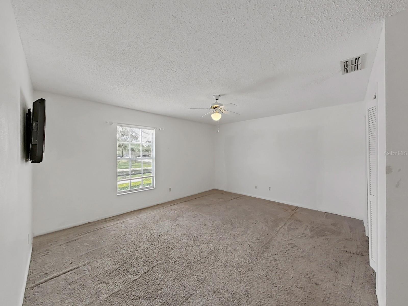 Image 24 of 33 For 16191 Rambling Vine Drive E
