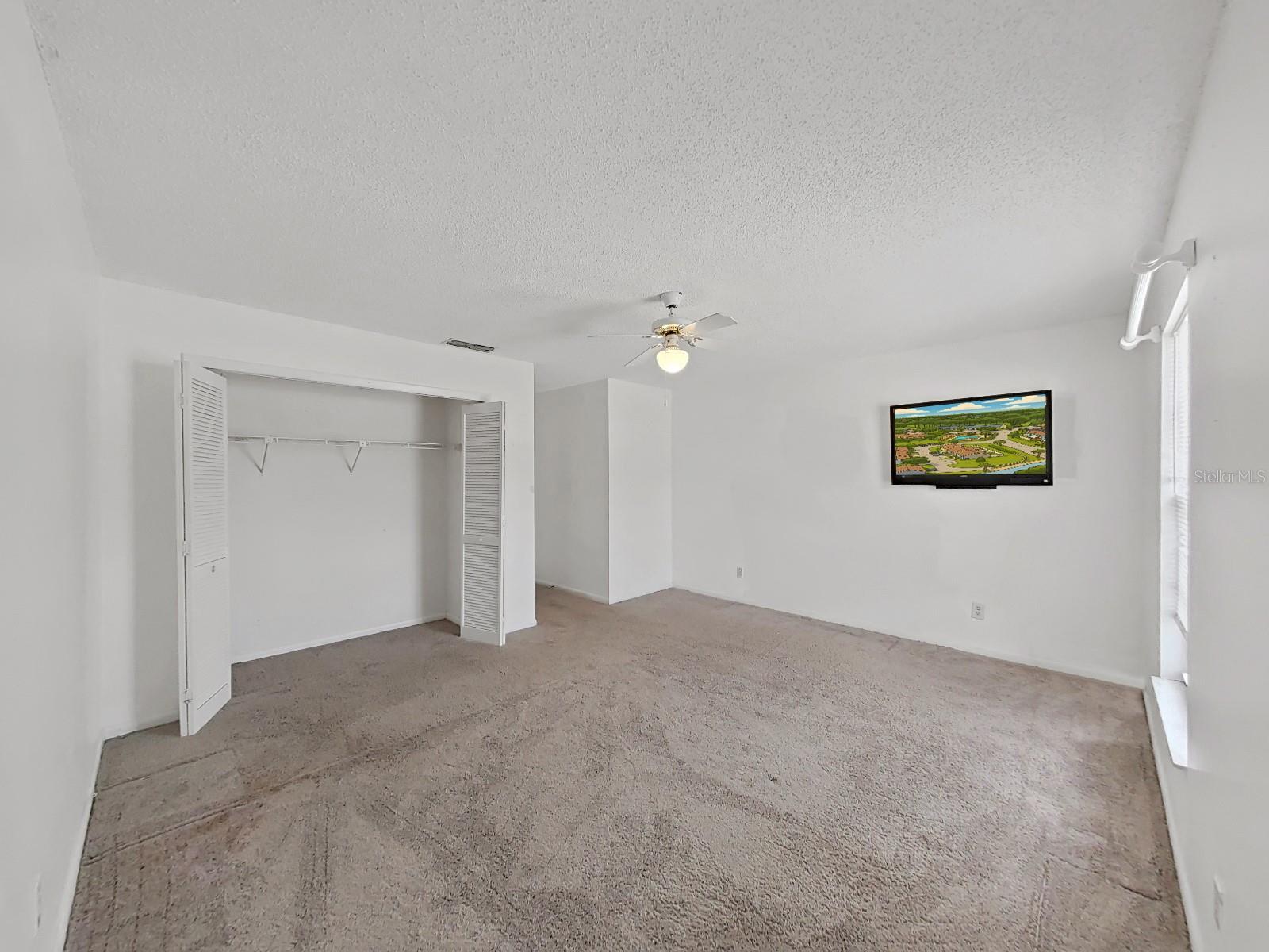 Image 26 of 33 For 16191 Rambling Vine Drive E