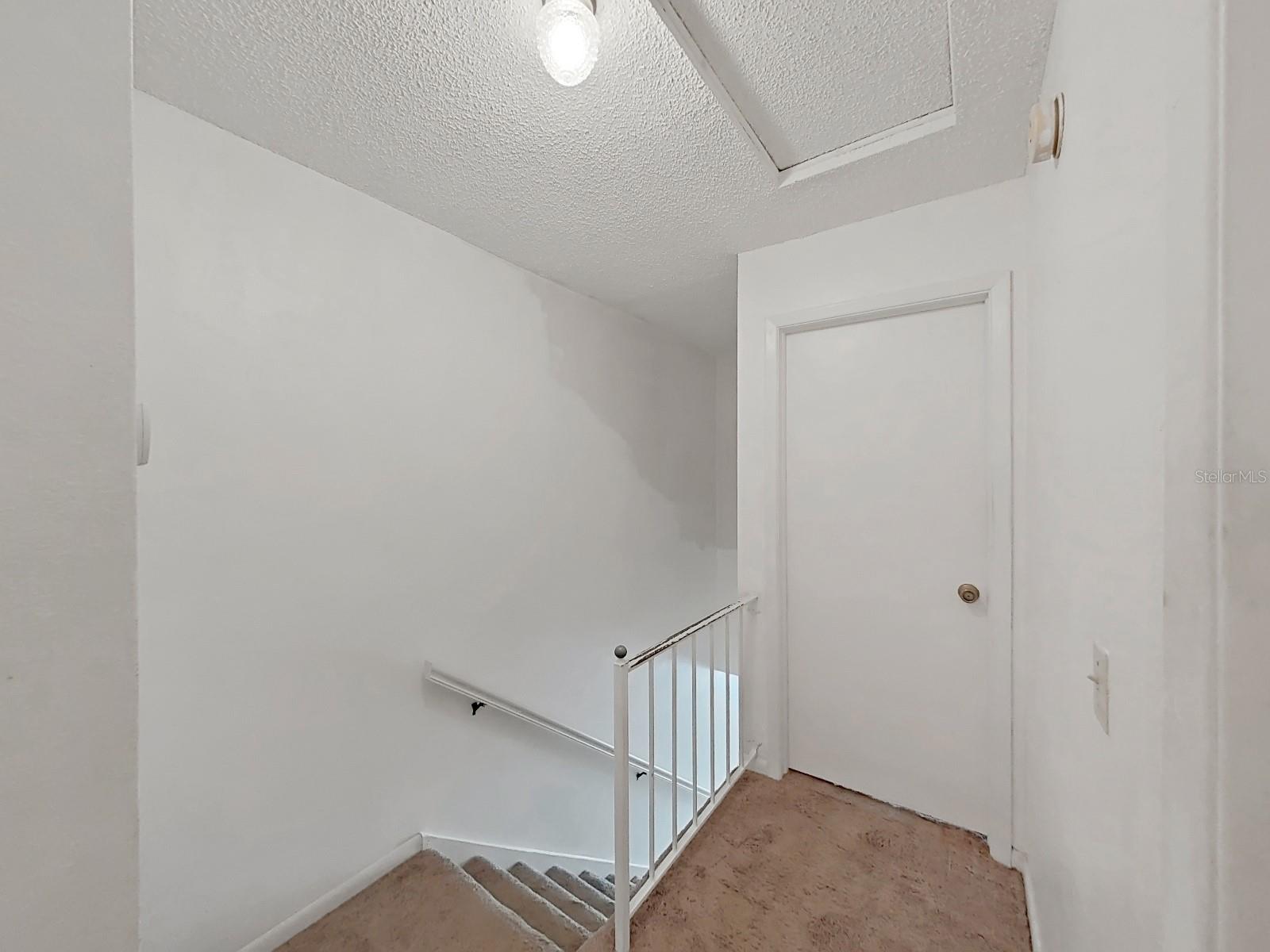 Image 27 of 33 For 16191 Rambling Vine Drive E