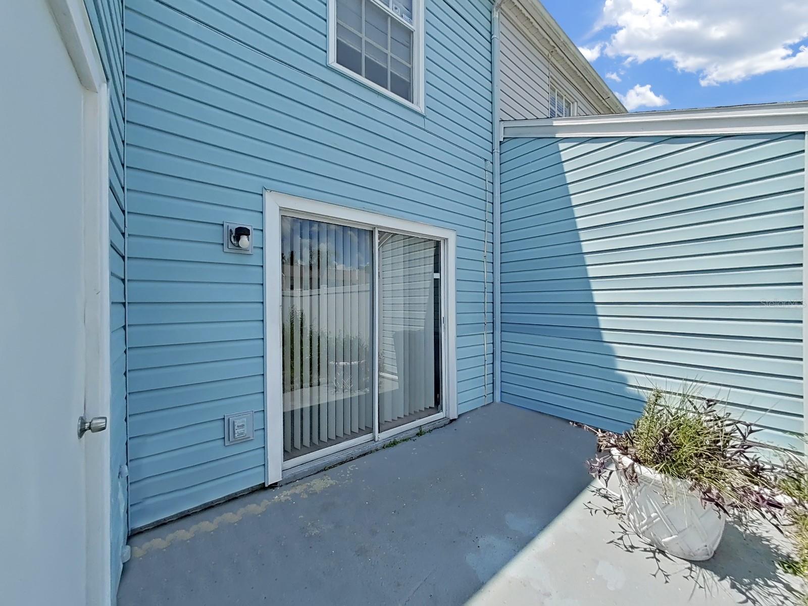 Image 30 of 33 For 16191 Rambling Vine Drive E