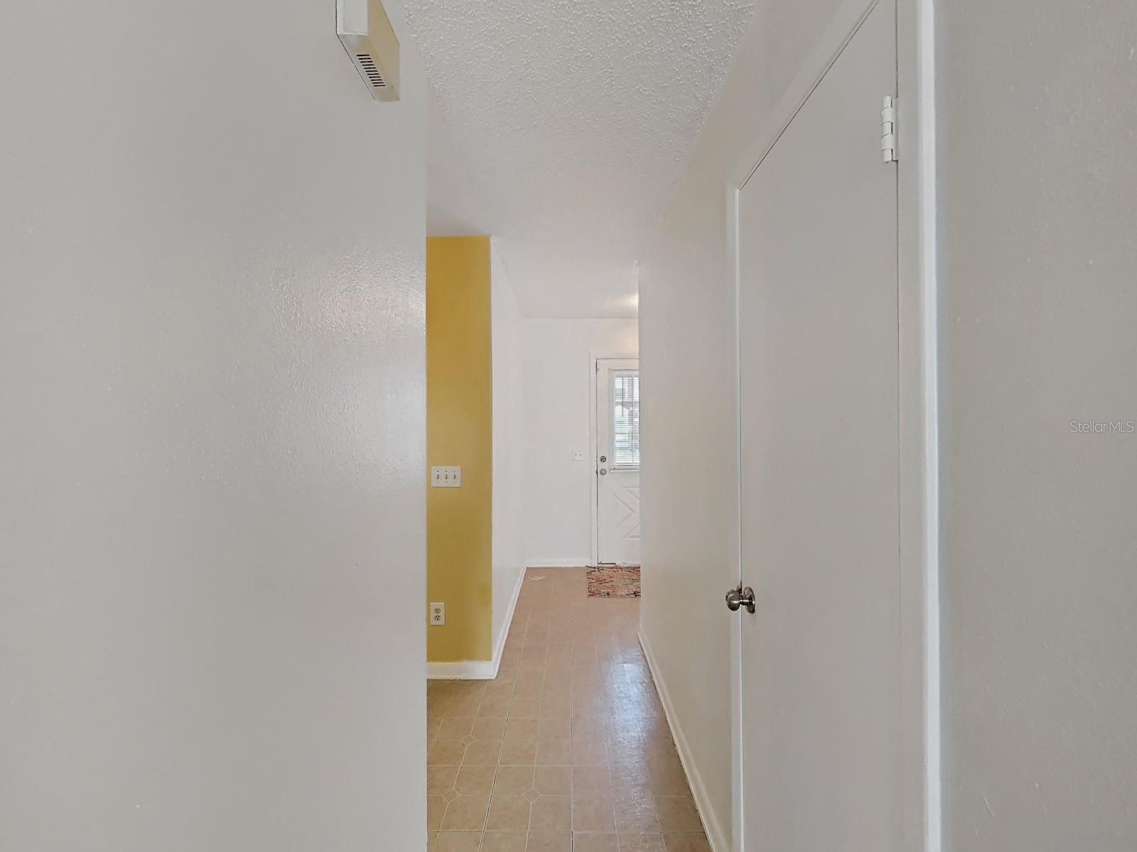 Image 6 of 33 For 16191 Rambling Vine Drive E