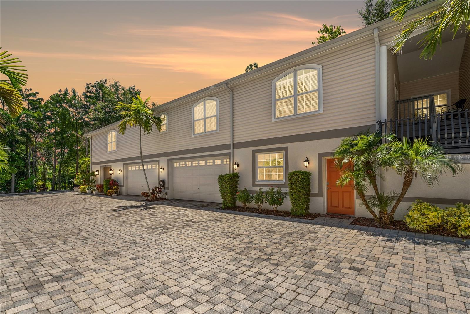 Image 2 of 76 For 276 Orange Street