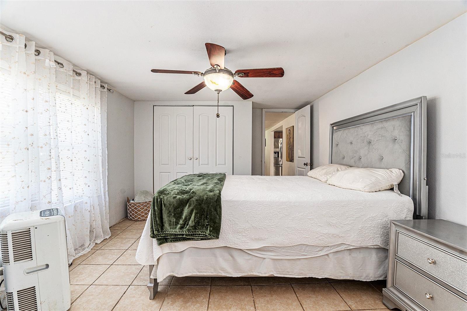 Image 12 of 31 For 18400 Deason Drive 18410