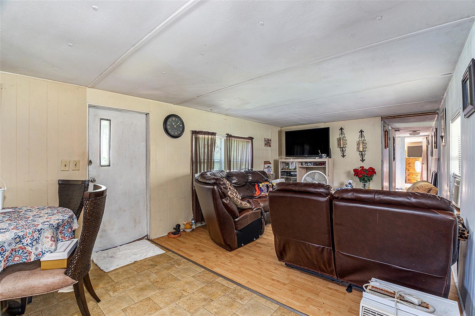 Image 14 of 31 For 18400 Deason Drive 18410