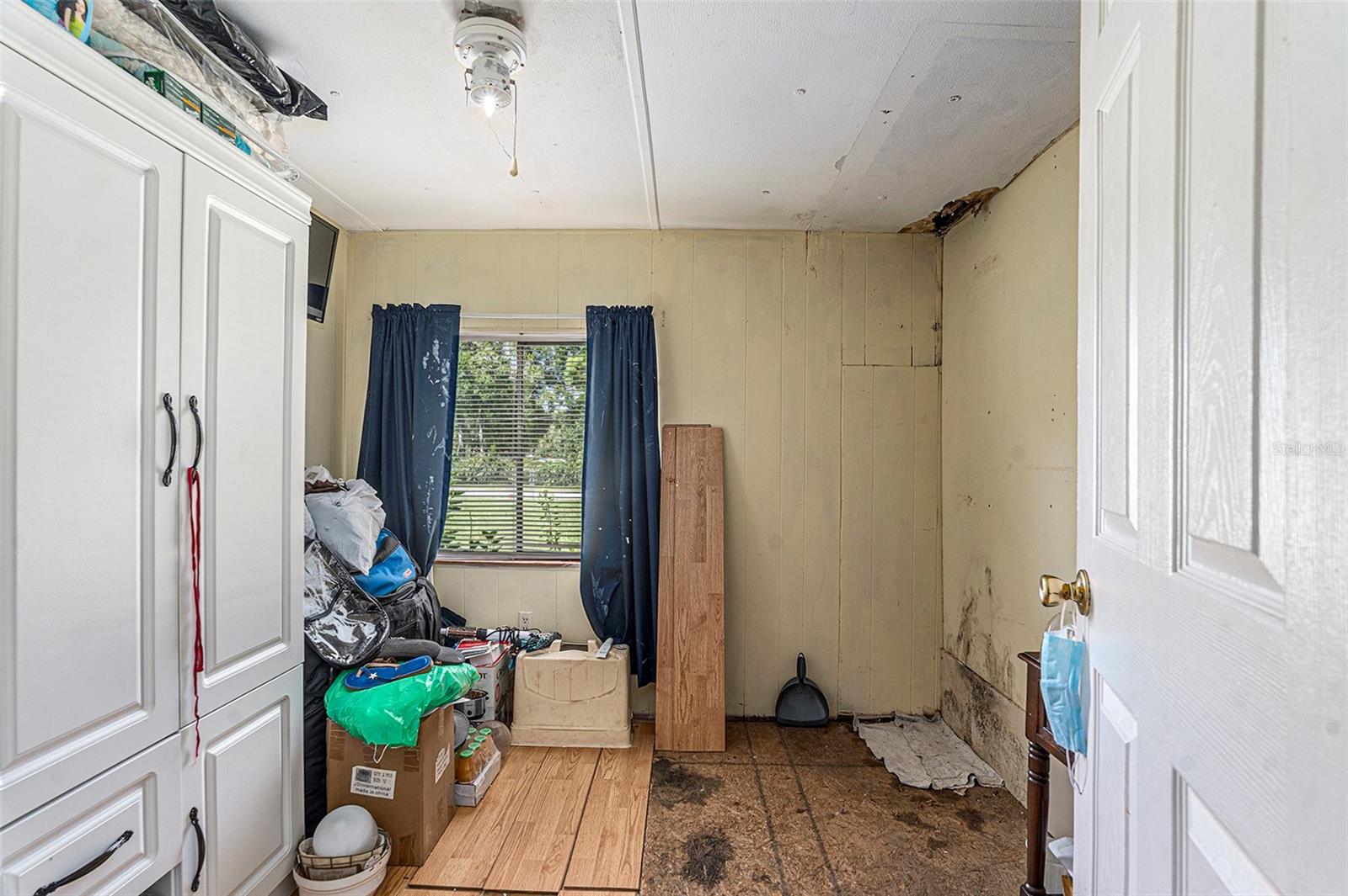 Image 17 of 31 For 18400 Deason Drive 18410