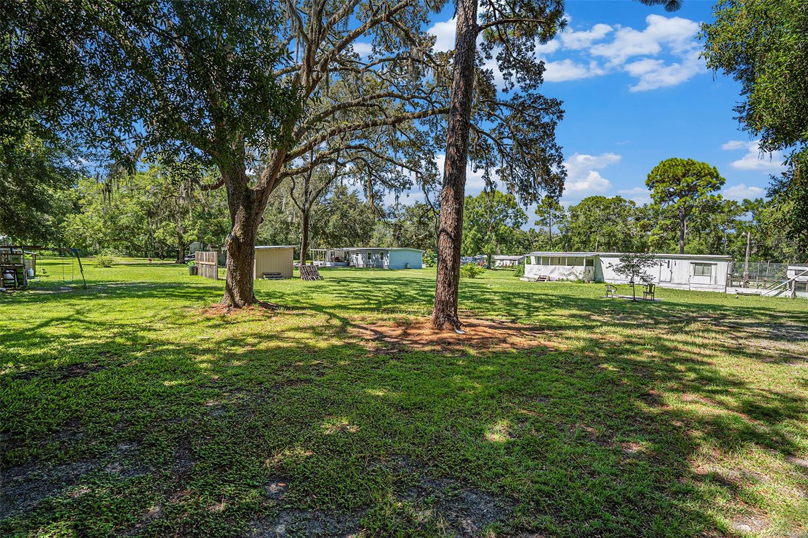 Image 25 of 31 For 18400 Deason Drive 18410