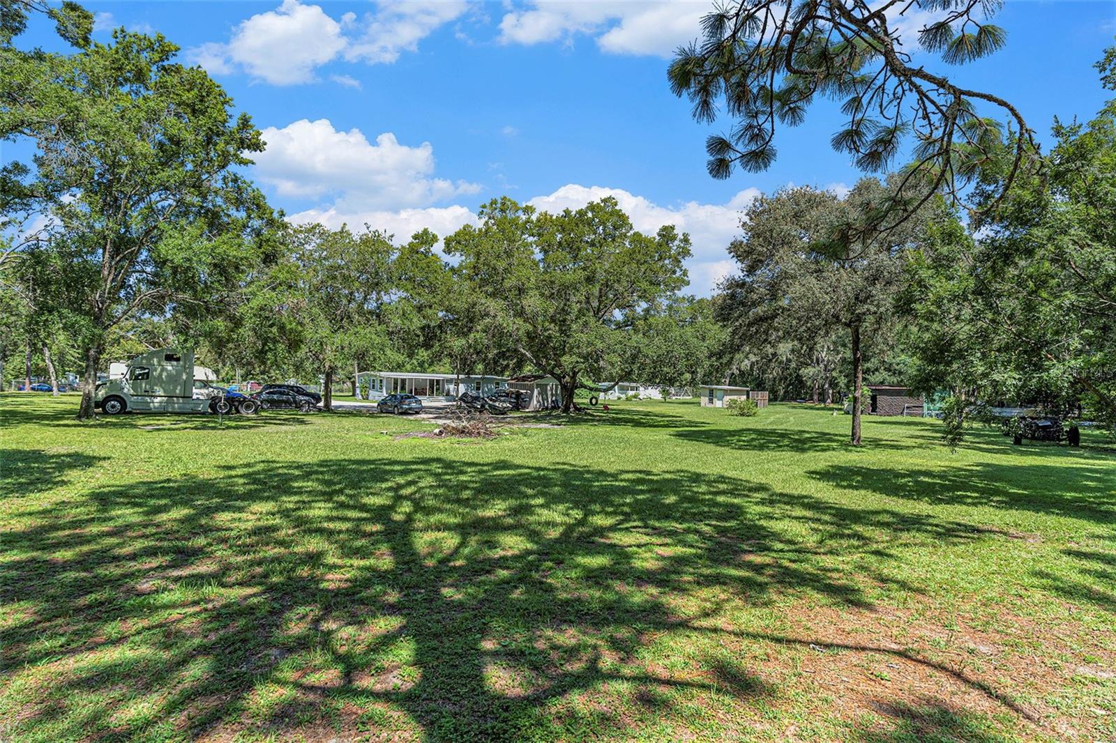 Image 26 of 31 For 18400 Deason Drive 18410