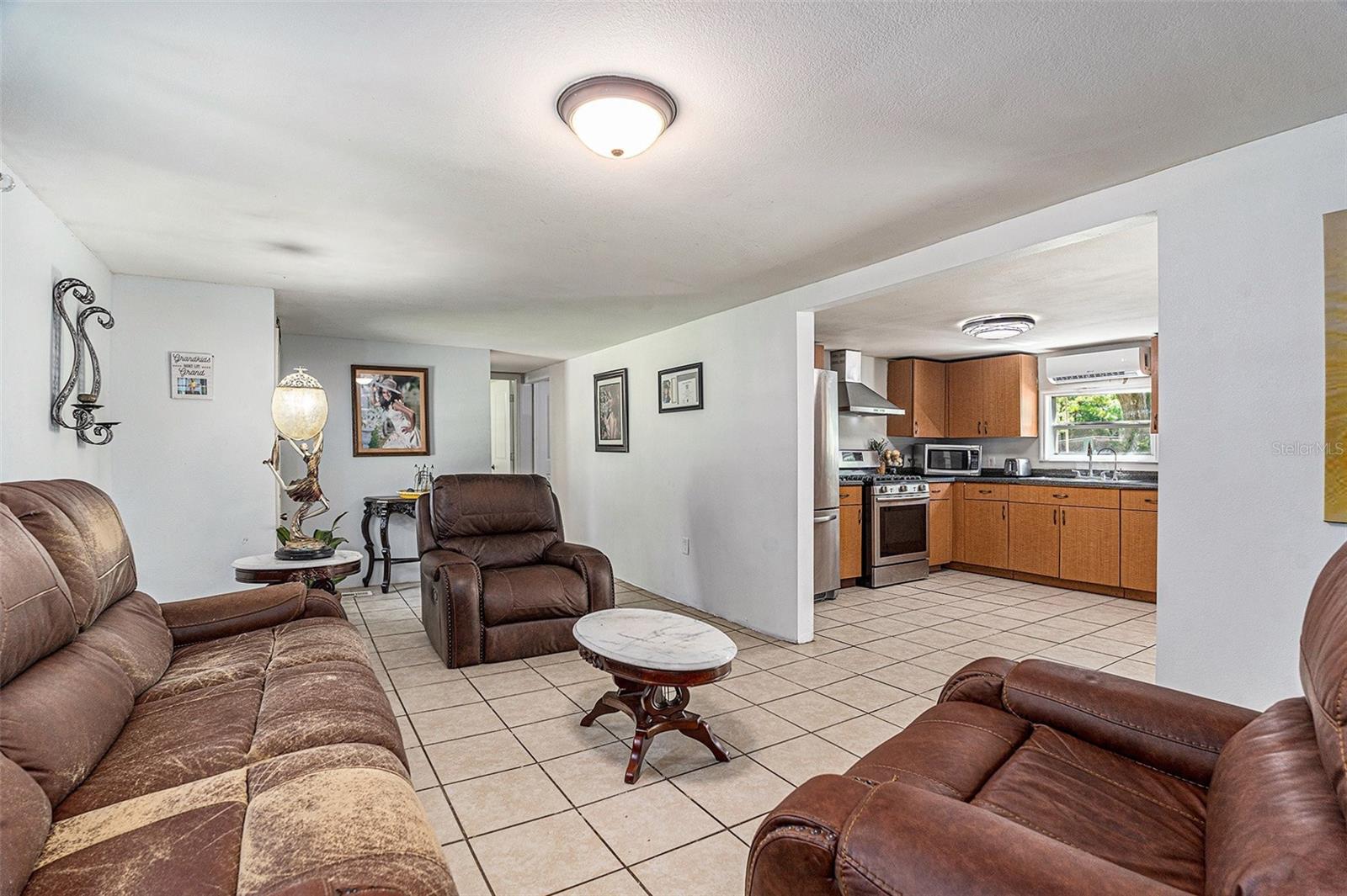 Image 5 of 31 For 18400 Deason Drive 18410