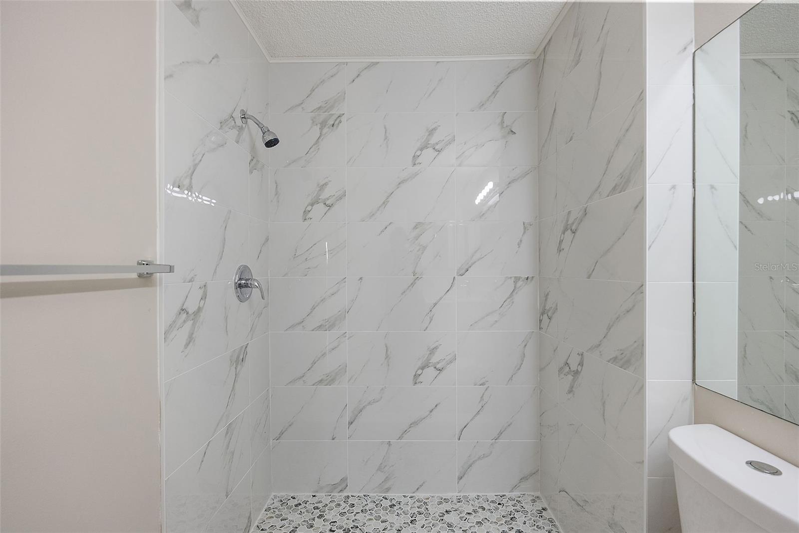 Image 24 of 33 For 11901 4th Street N 10108