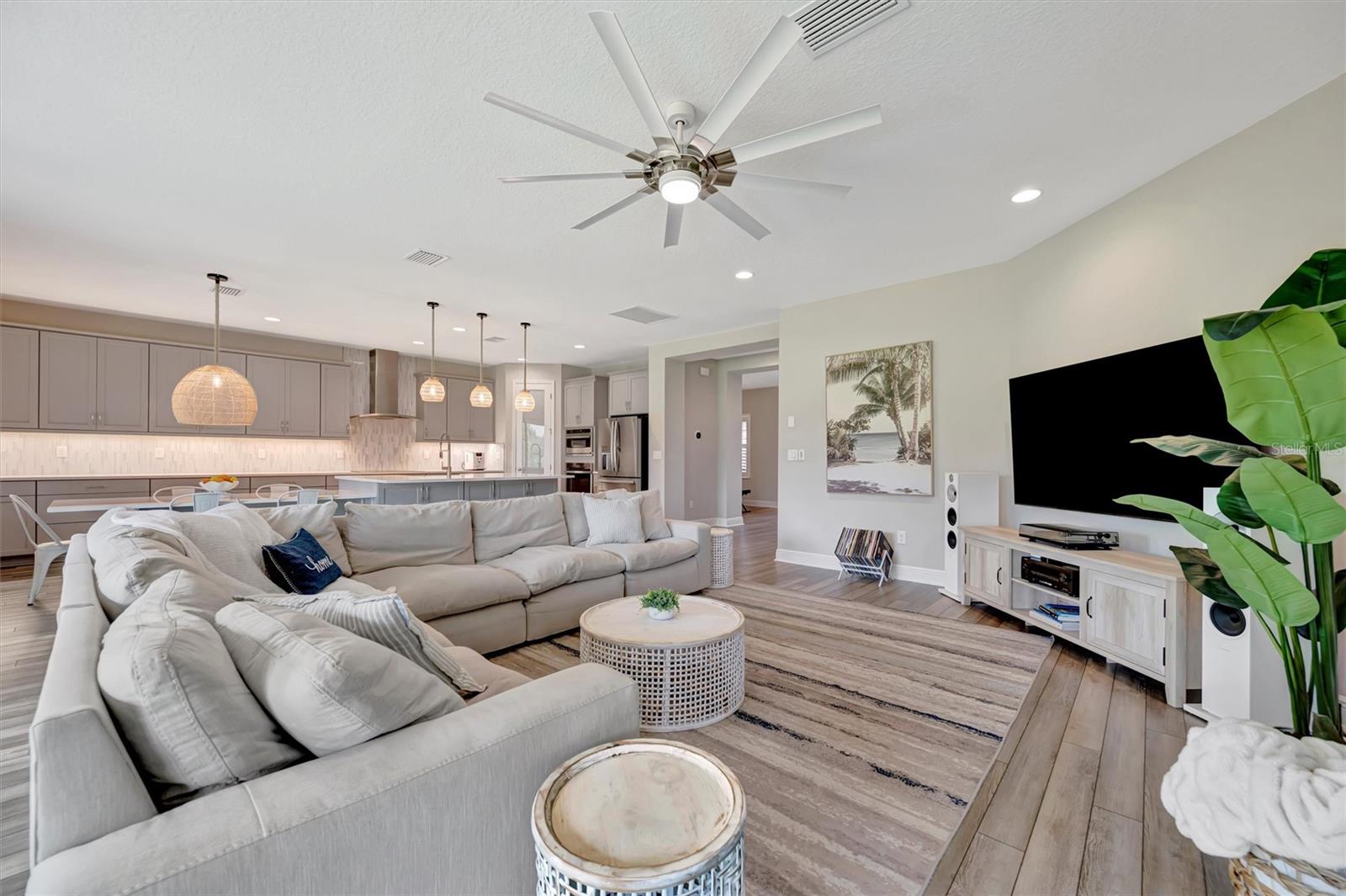 Image 10 of 34 For 9109 Warm Springs Circle
