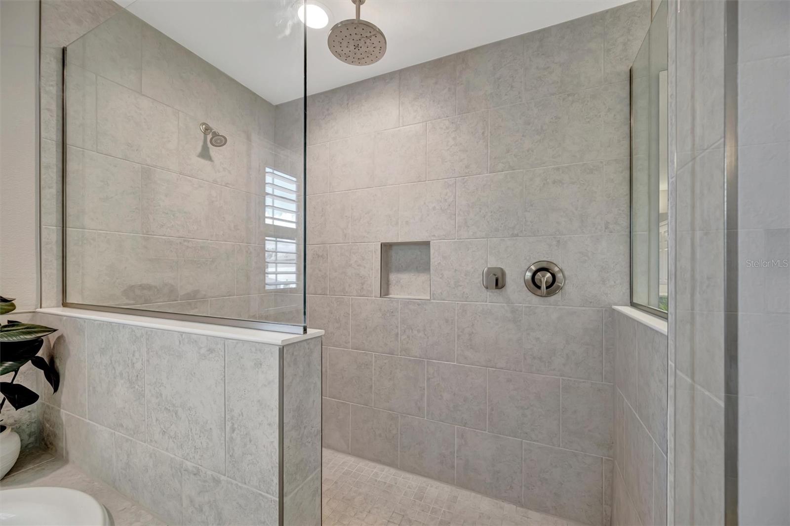 Image 15 of 34 For 9109 Warm Springs Circle