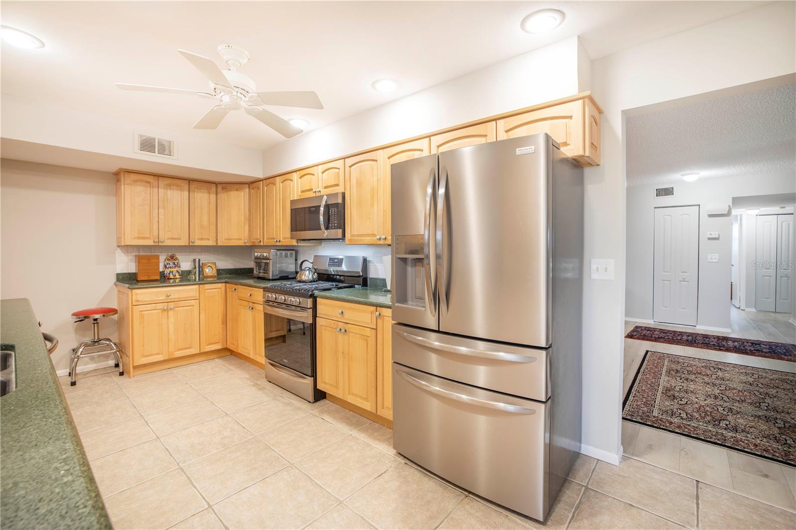 Image 31 of 42 For 8198 Terrace Garden Drive N 501