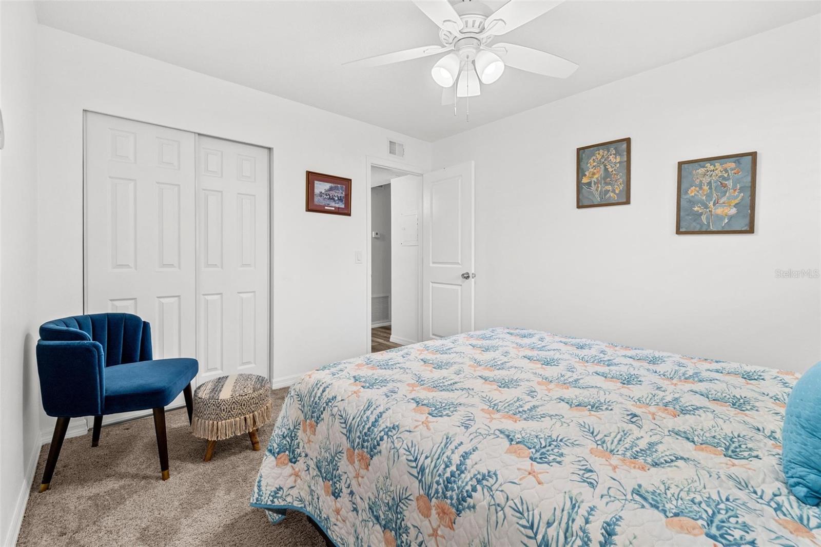 Image 13 of 39 For 2071 Australia Way W 9