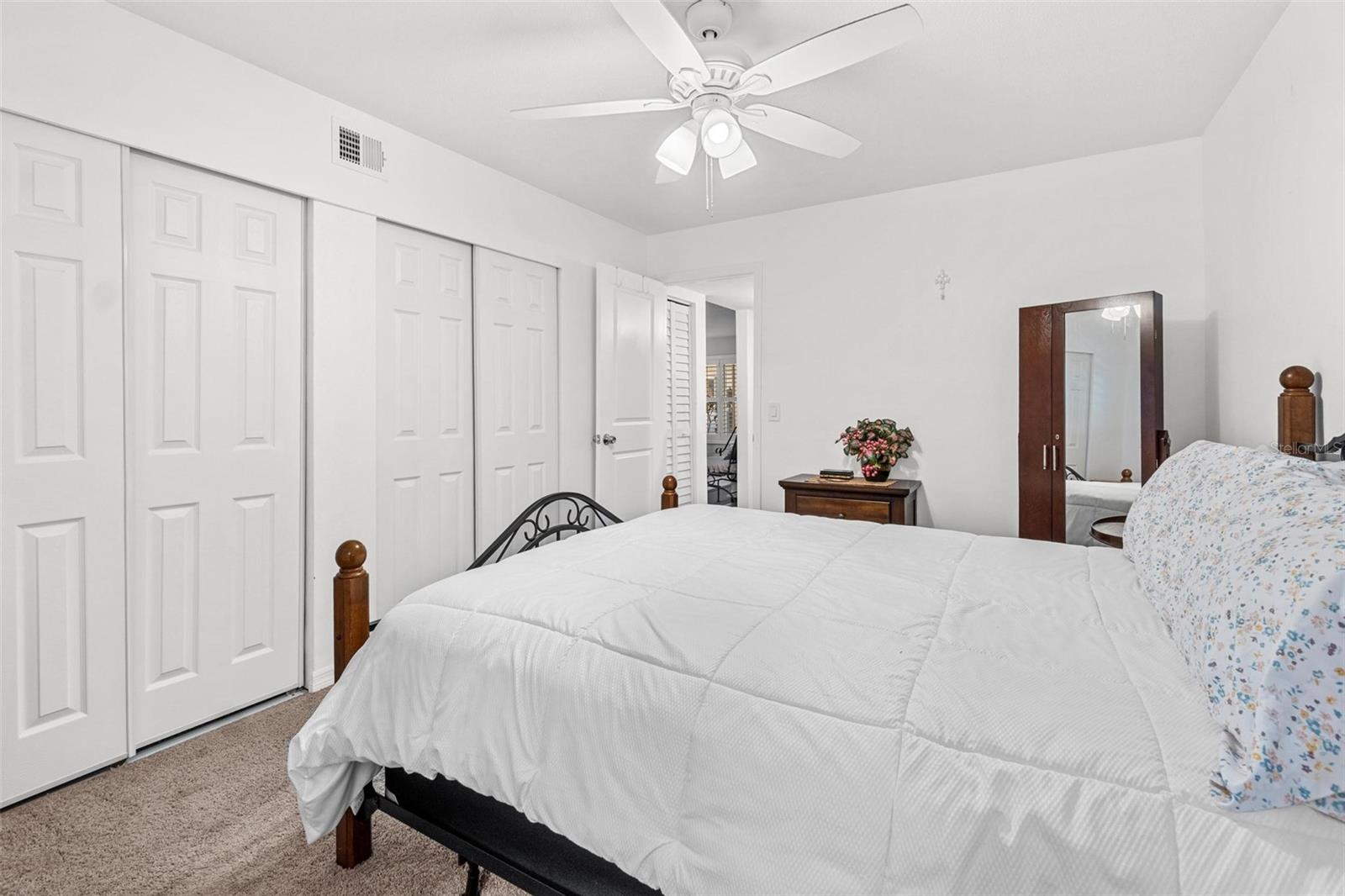 Image 16 of 39 For 2071 Australia Way W 9