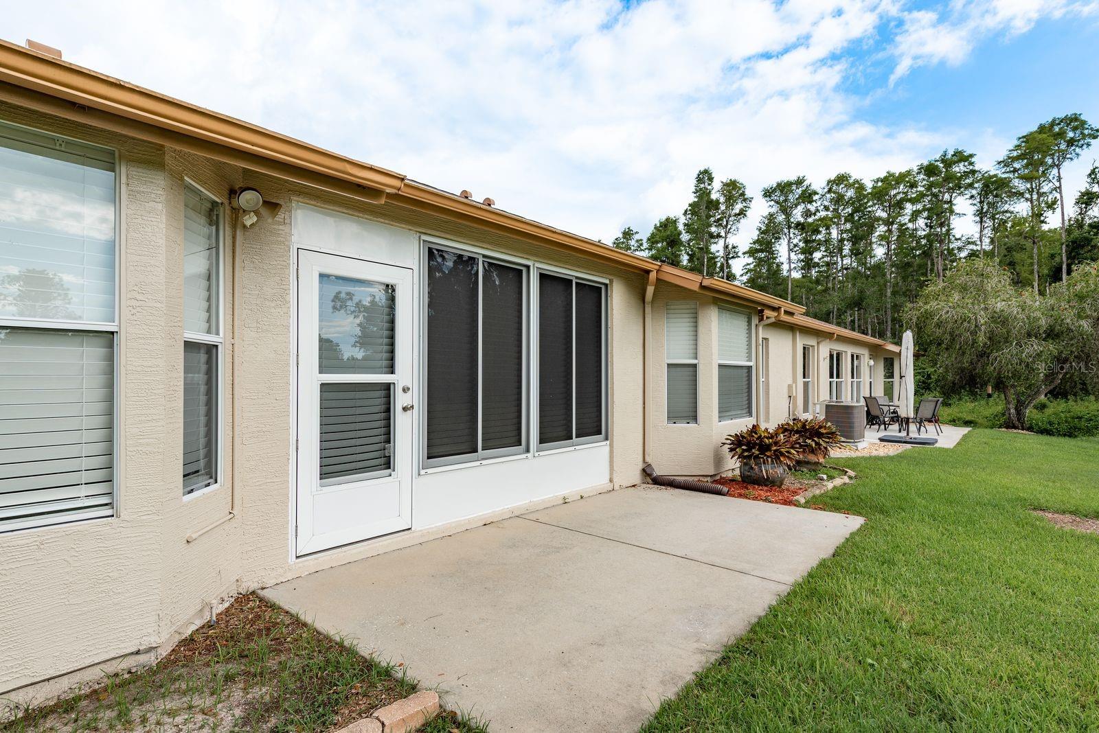 Listing photo id 25 for 5935 Precious View Court
