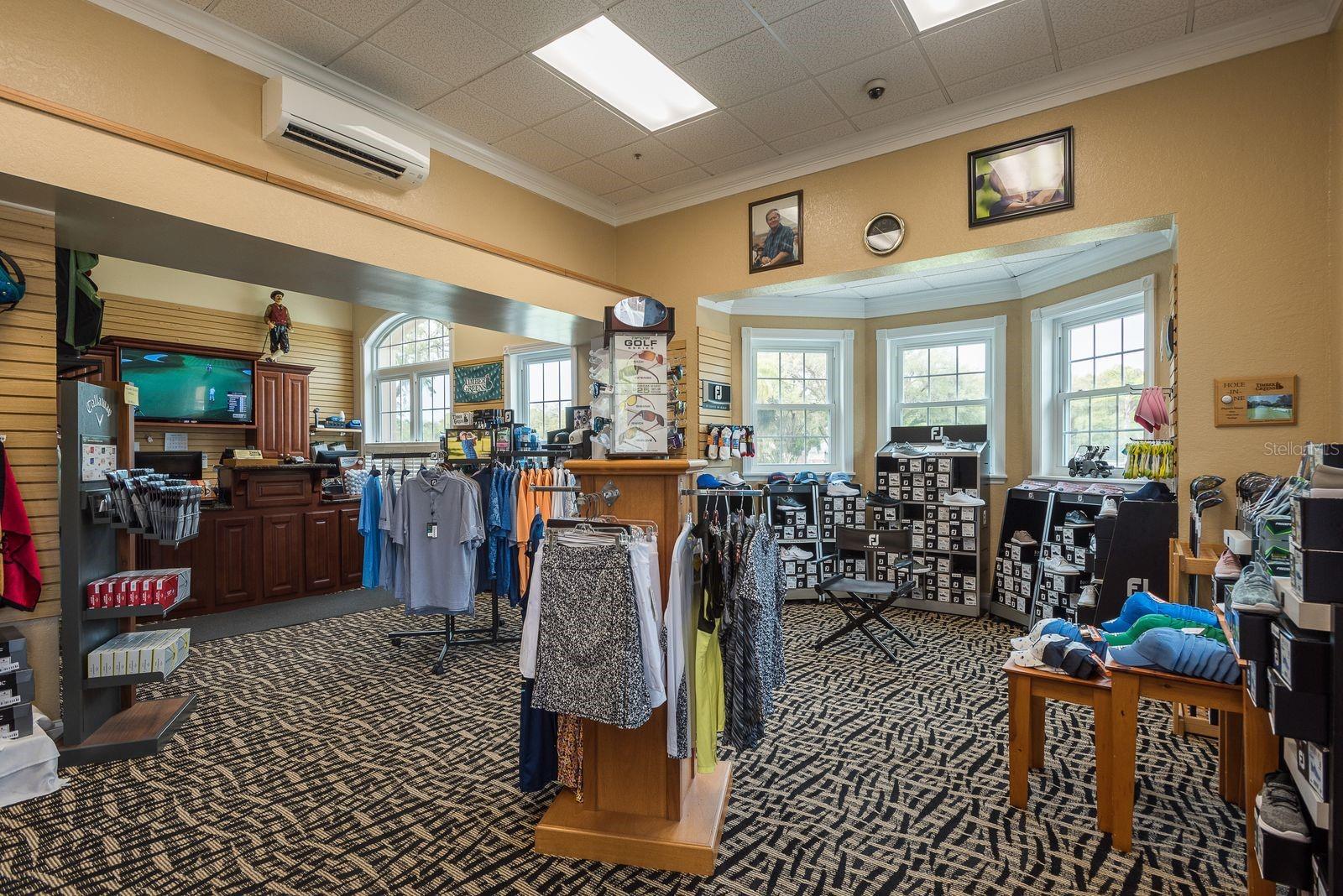 Listing photo id 38 for 5935 Precious View Court