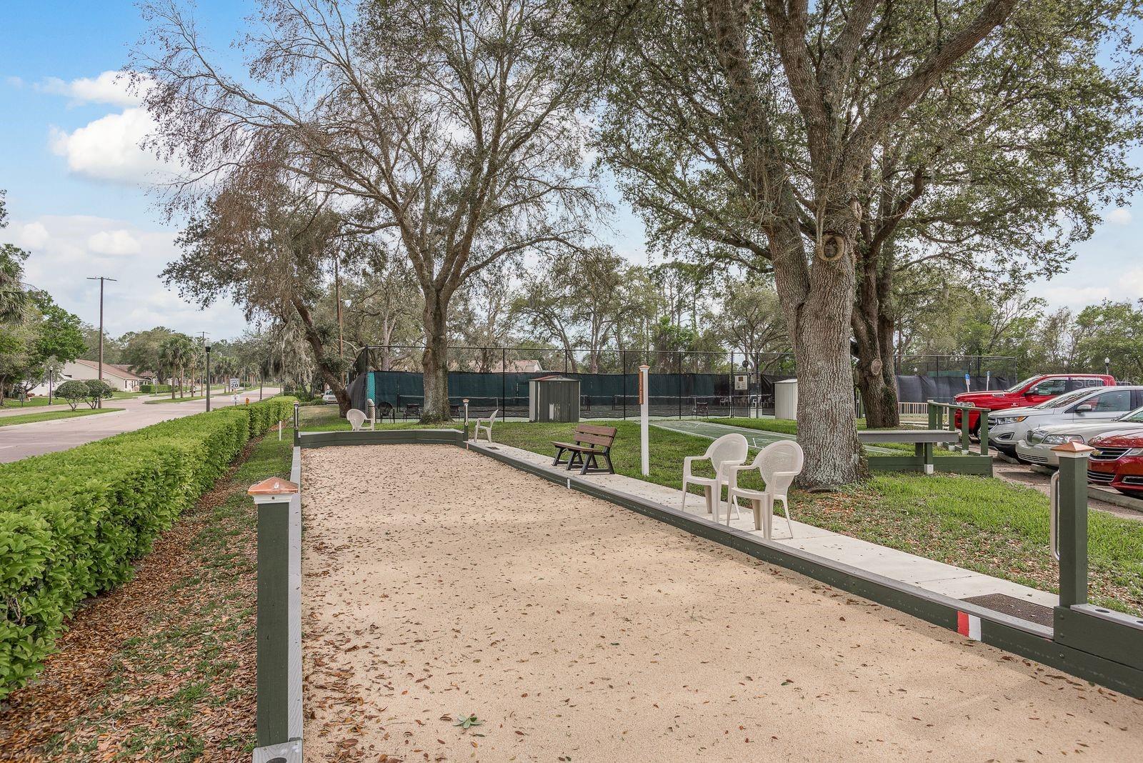 Listing photo id 41 for 5935 Precious View Court