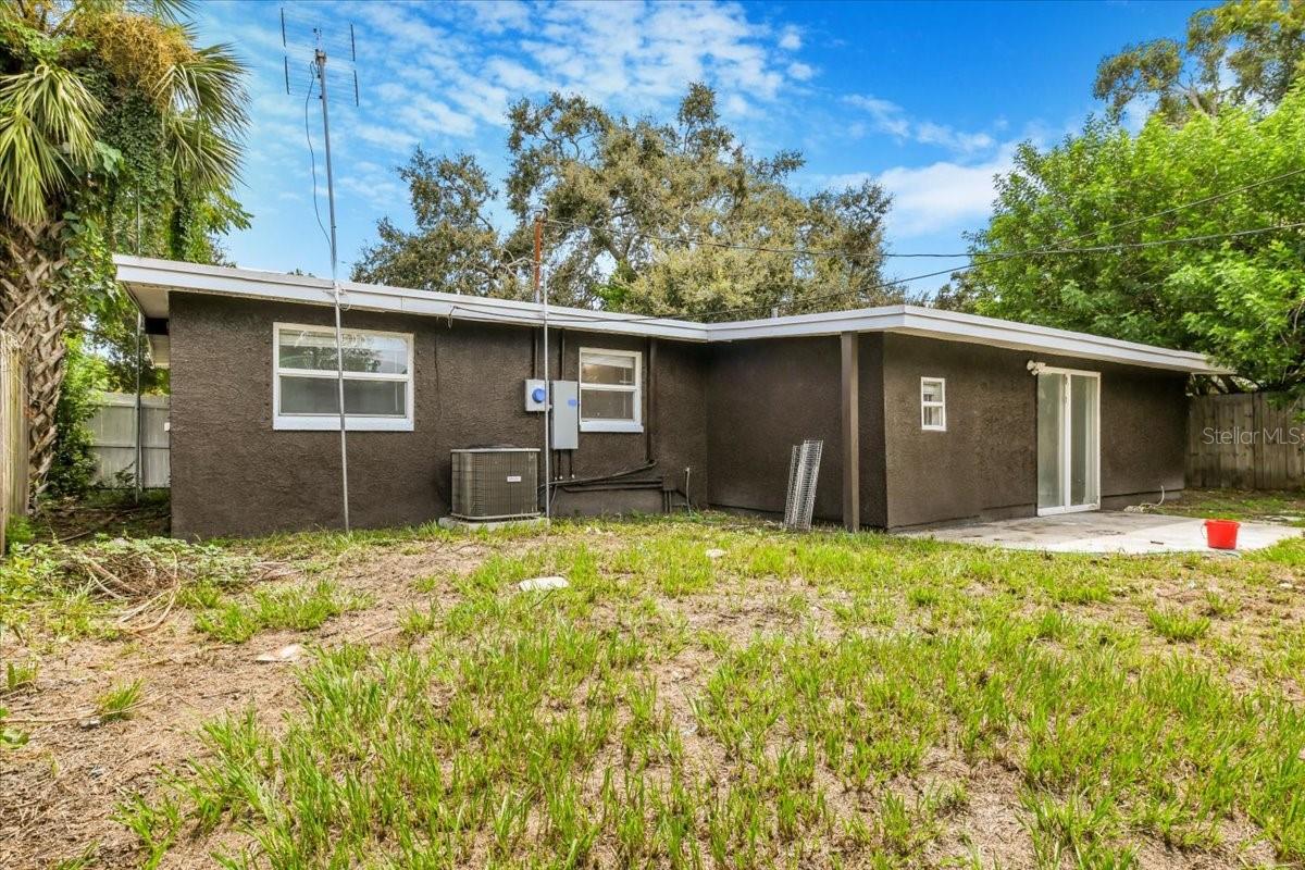 Image 22 of 23 For 2110 Alemanda Drive