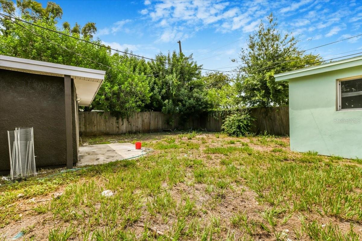 Image 23 of 23 For 2110 Alemanda Drive