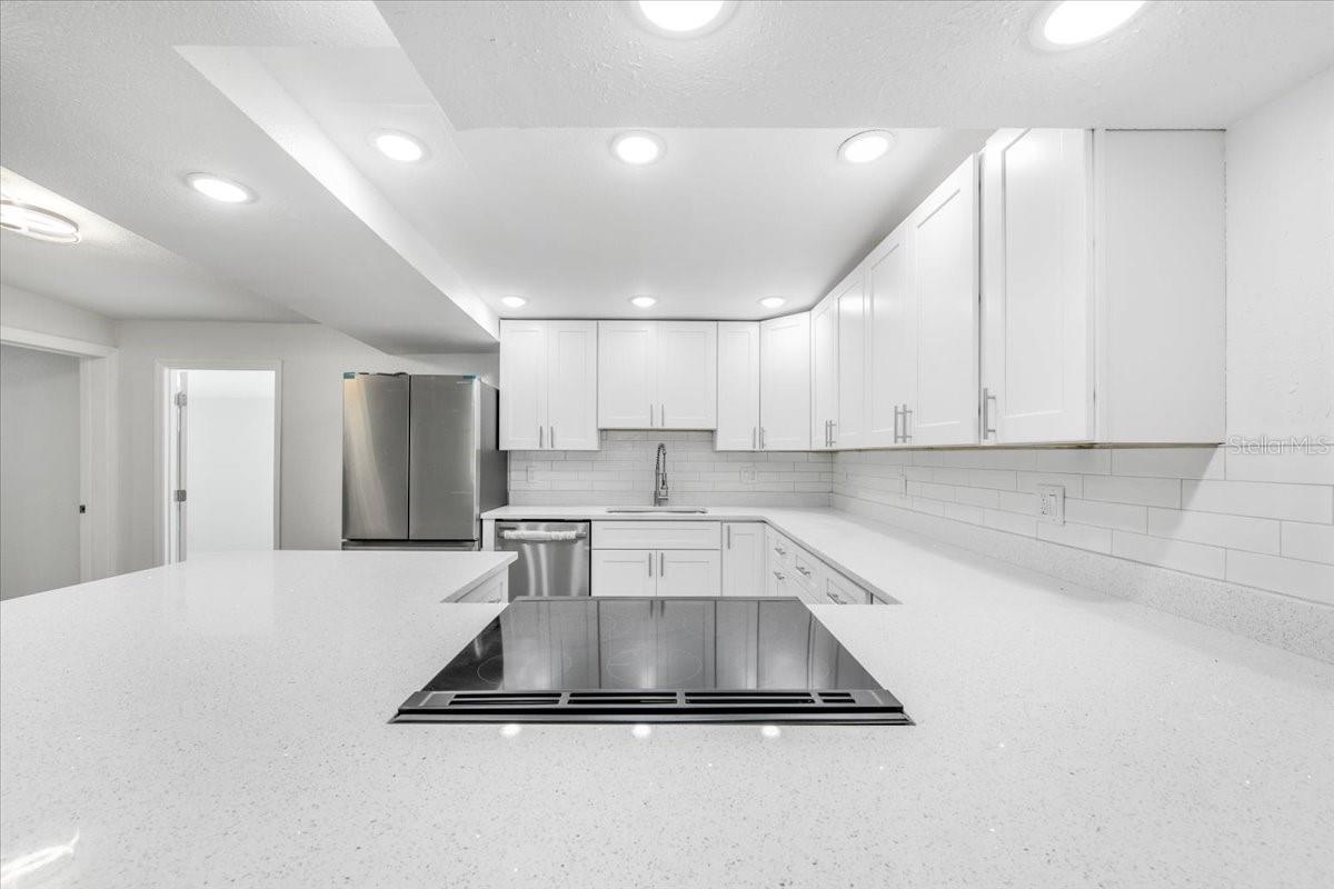 Image 9 of 23 For 2110 Alemanda Drive