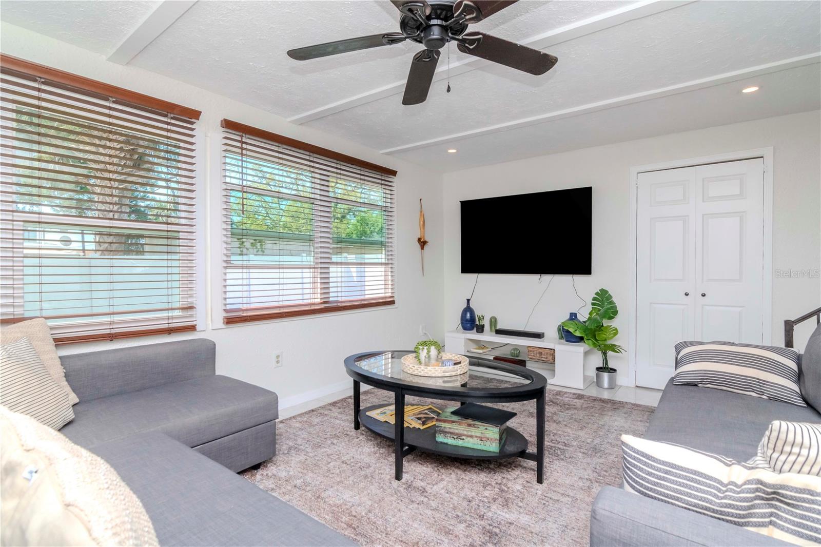 Image 15 of 27 For 1528 River Shore Way