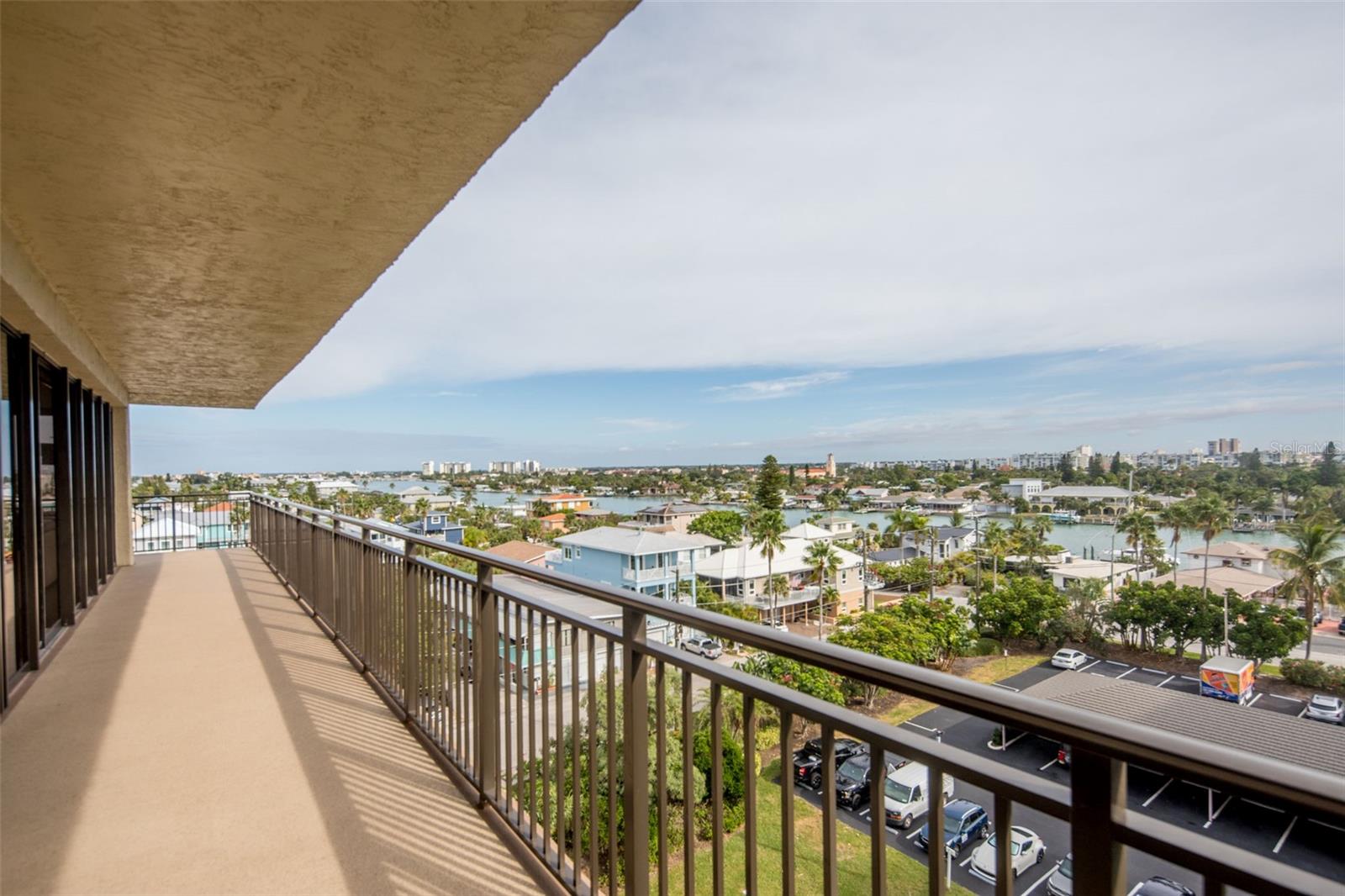 Image 18 of 37 For 7650 Bayshore Drive 606