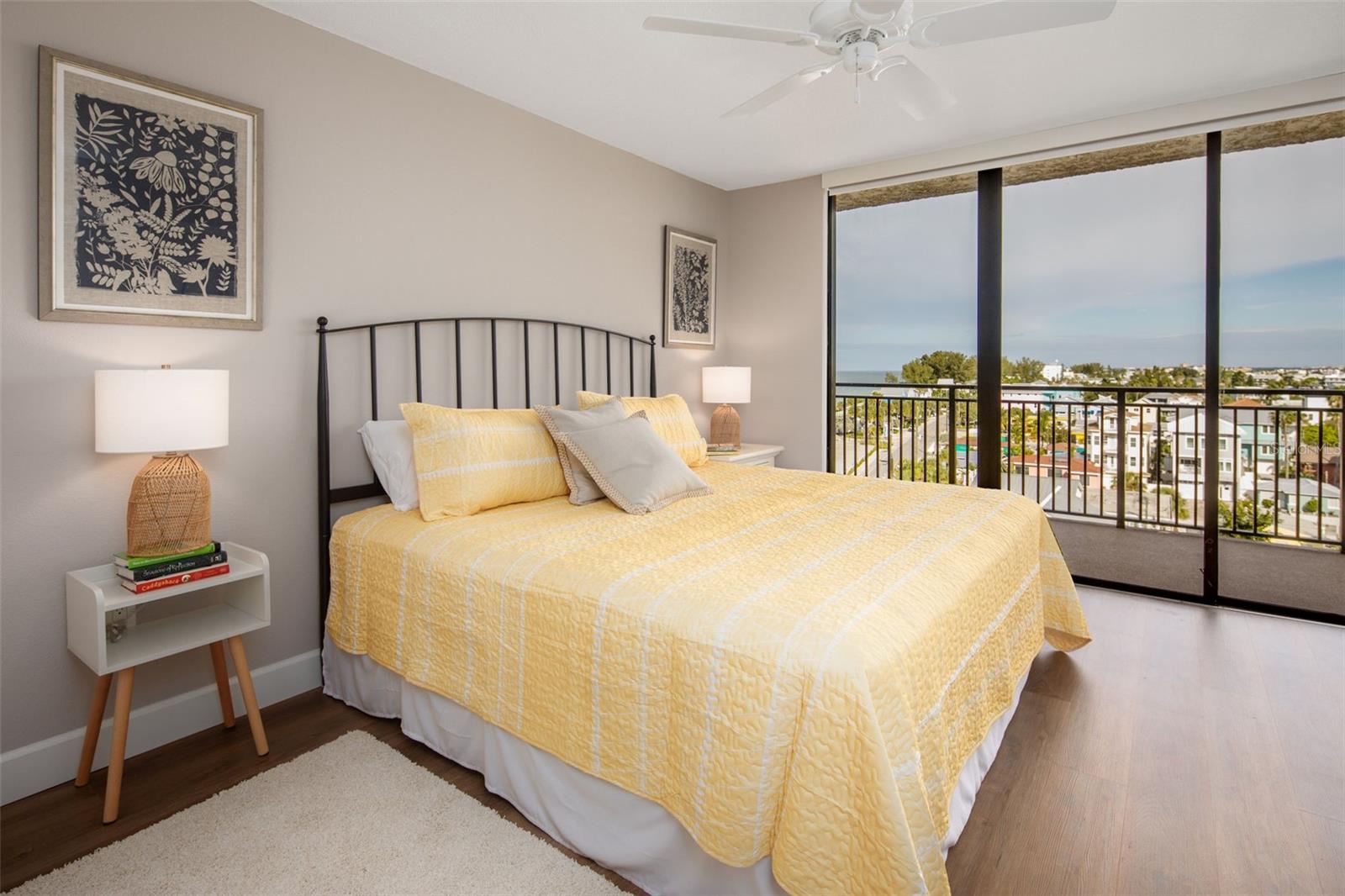 Image 20 of 37 For 7650 Bayshore Drive 606