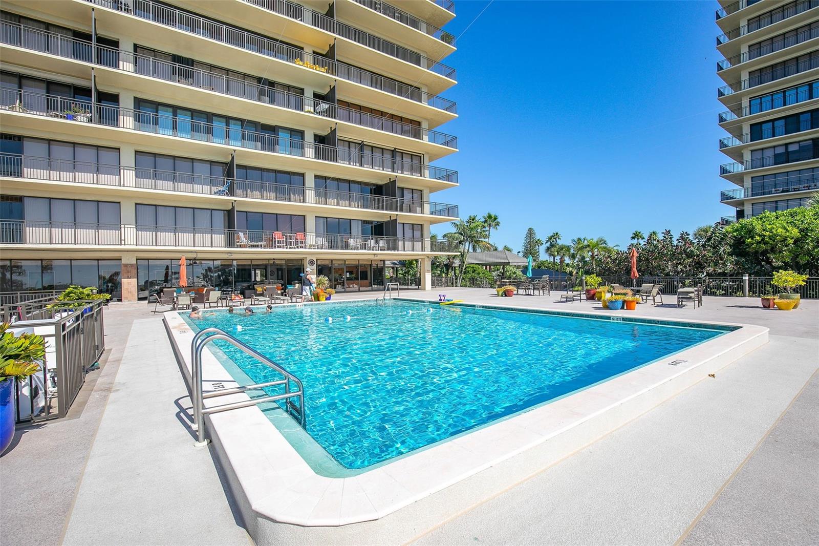 Image 35 of 37 For 7650 Bayshore Drive 606