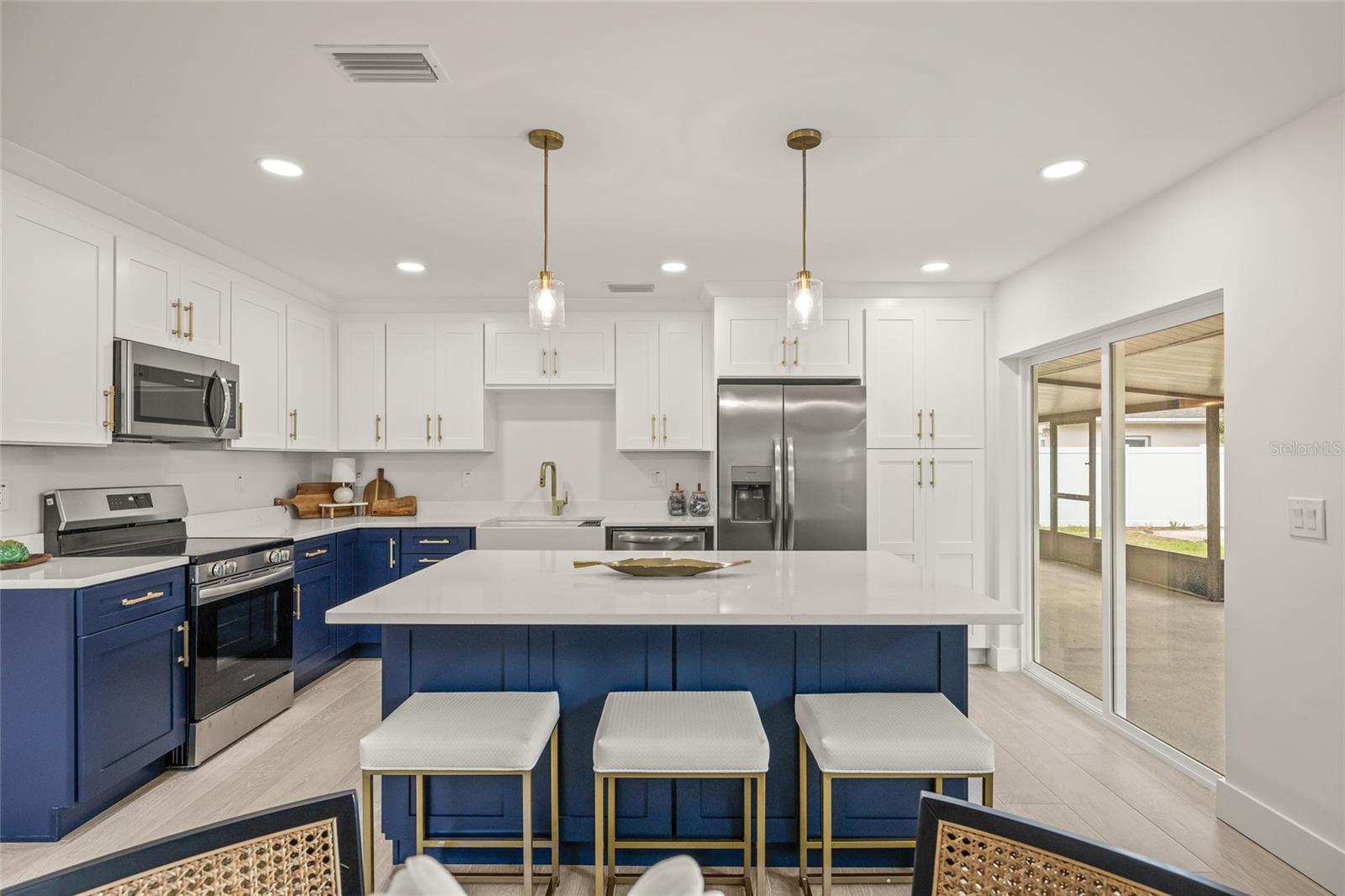 Image 16 of 49 For 6567 West Shore Circle