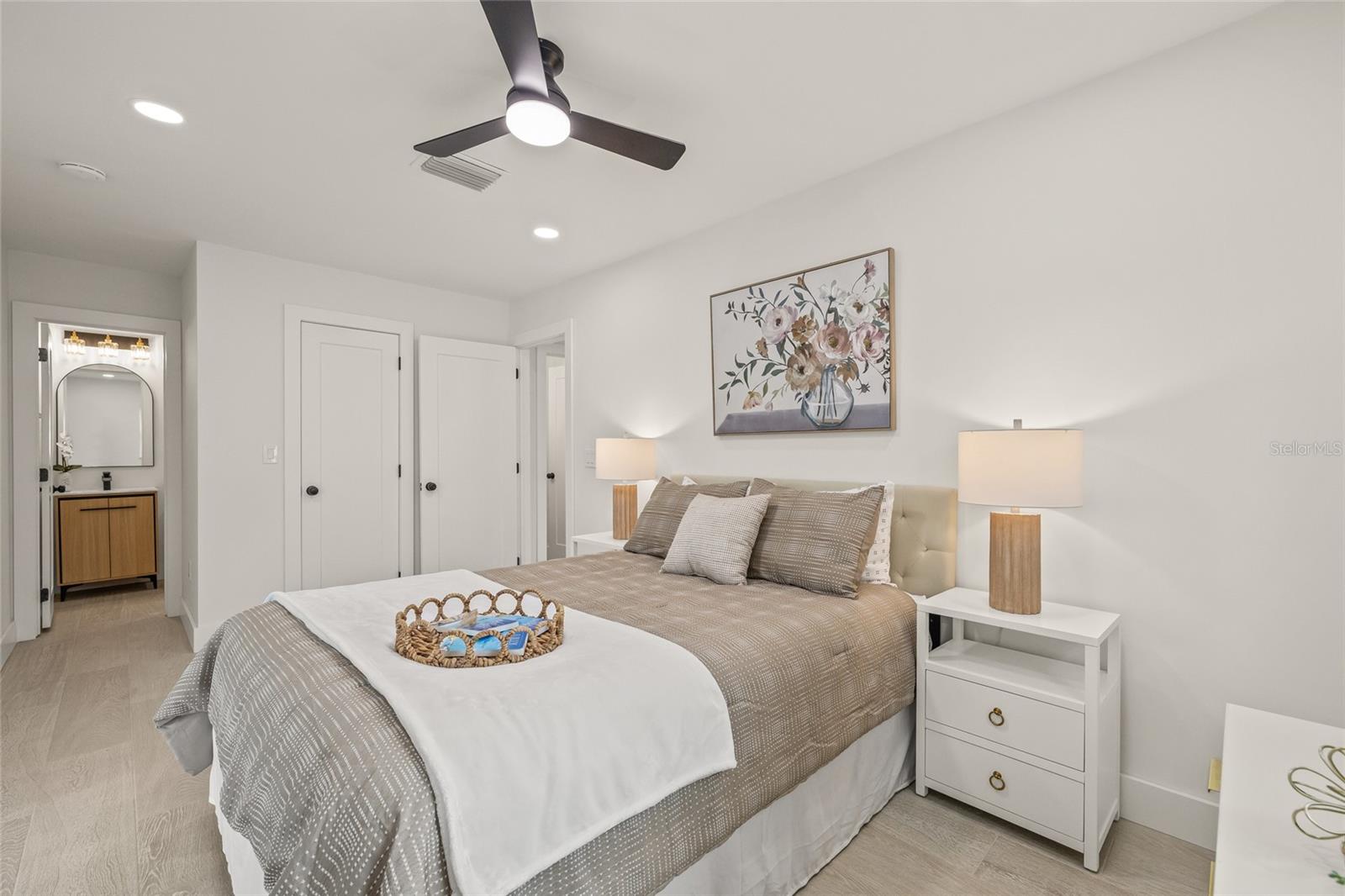 Image 23 of 49 For 6567 West Shore Circle