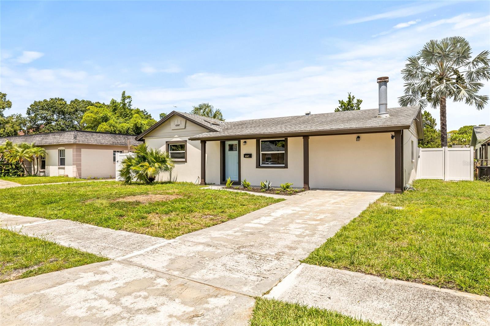 Image 4 of 49 For 6567 West Shore Circle
