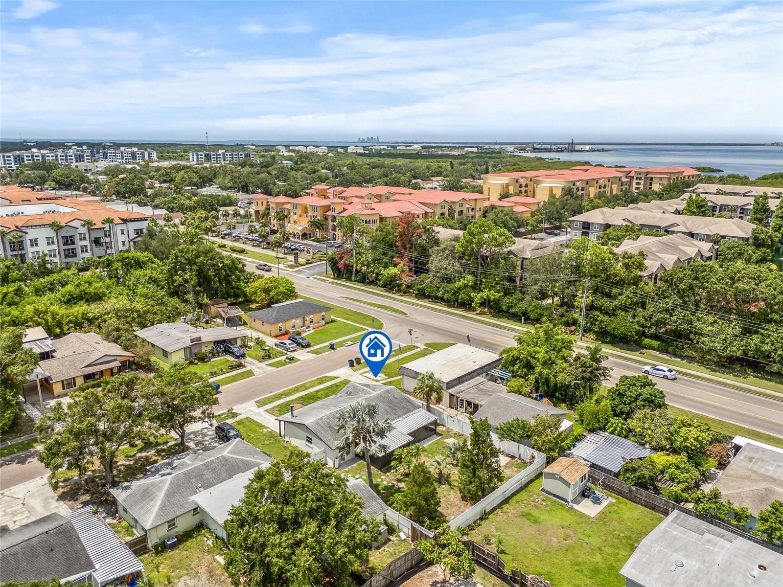 Image 41 of 49 For 6567 West Shore Circle
