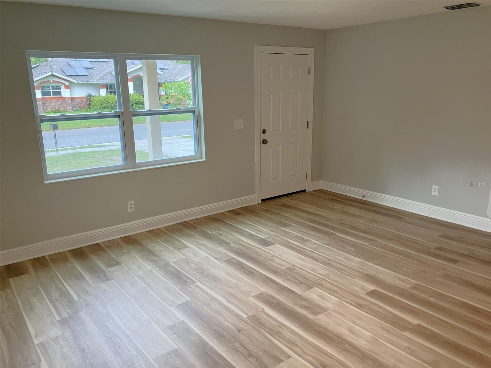 Image 8 of 24 For 8076 52nd Lane N