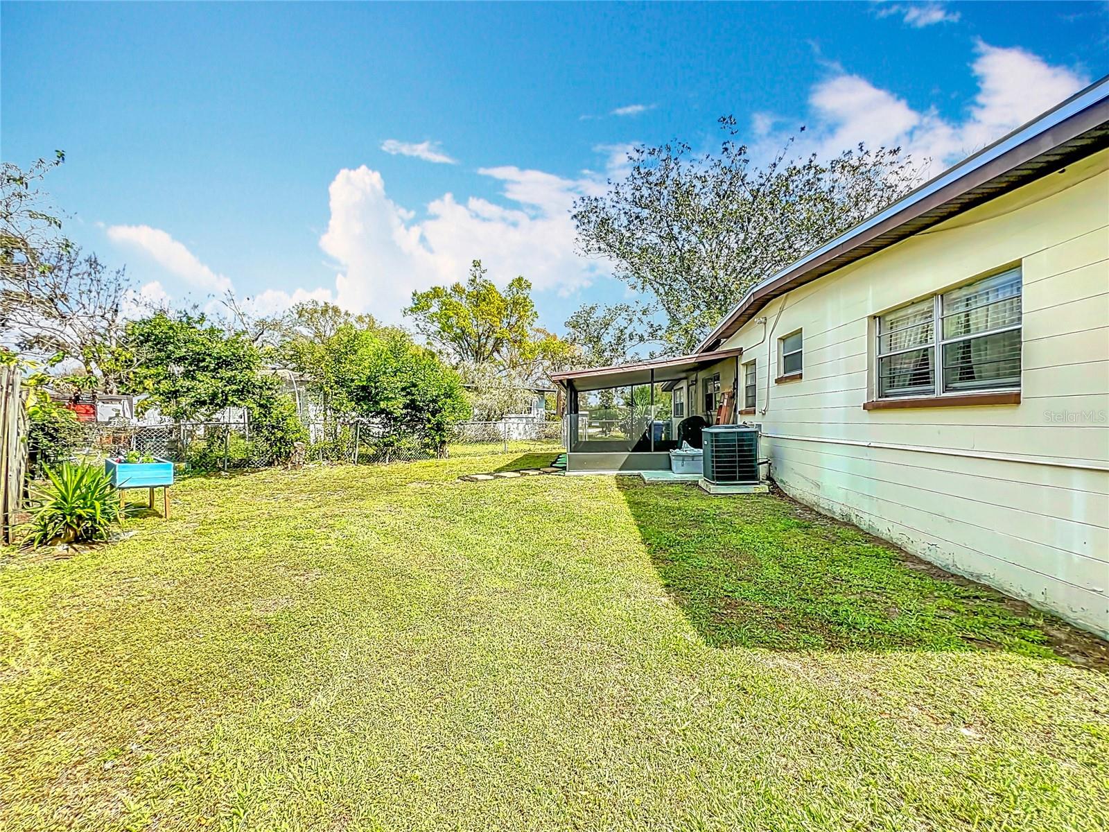 Image 32 of 38 For 1625 Crystal Court E