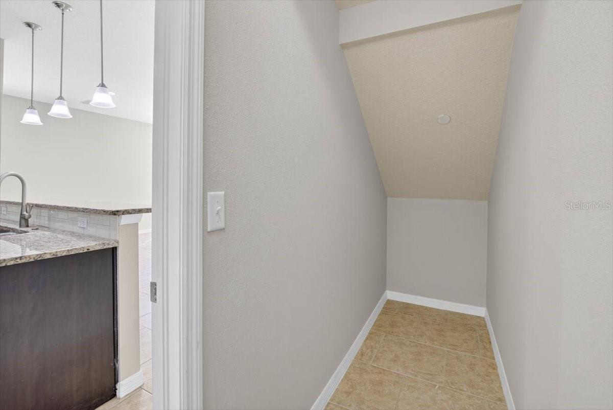Image 17 of 68 For 8632 Miramar Terrace Circle
