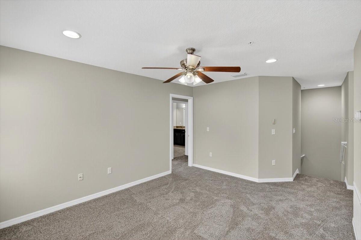 Image 25 of 68 For 8632 Miramar Terrace Circle