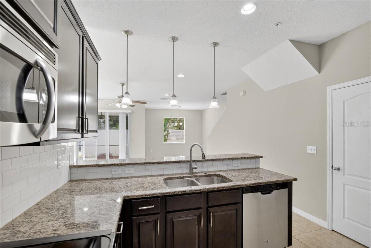 Image 6 of 68 For 8632 Miramar Terrace Circle