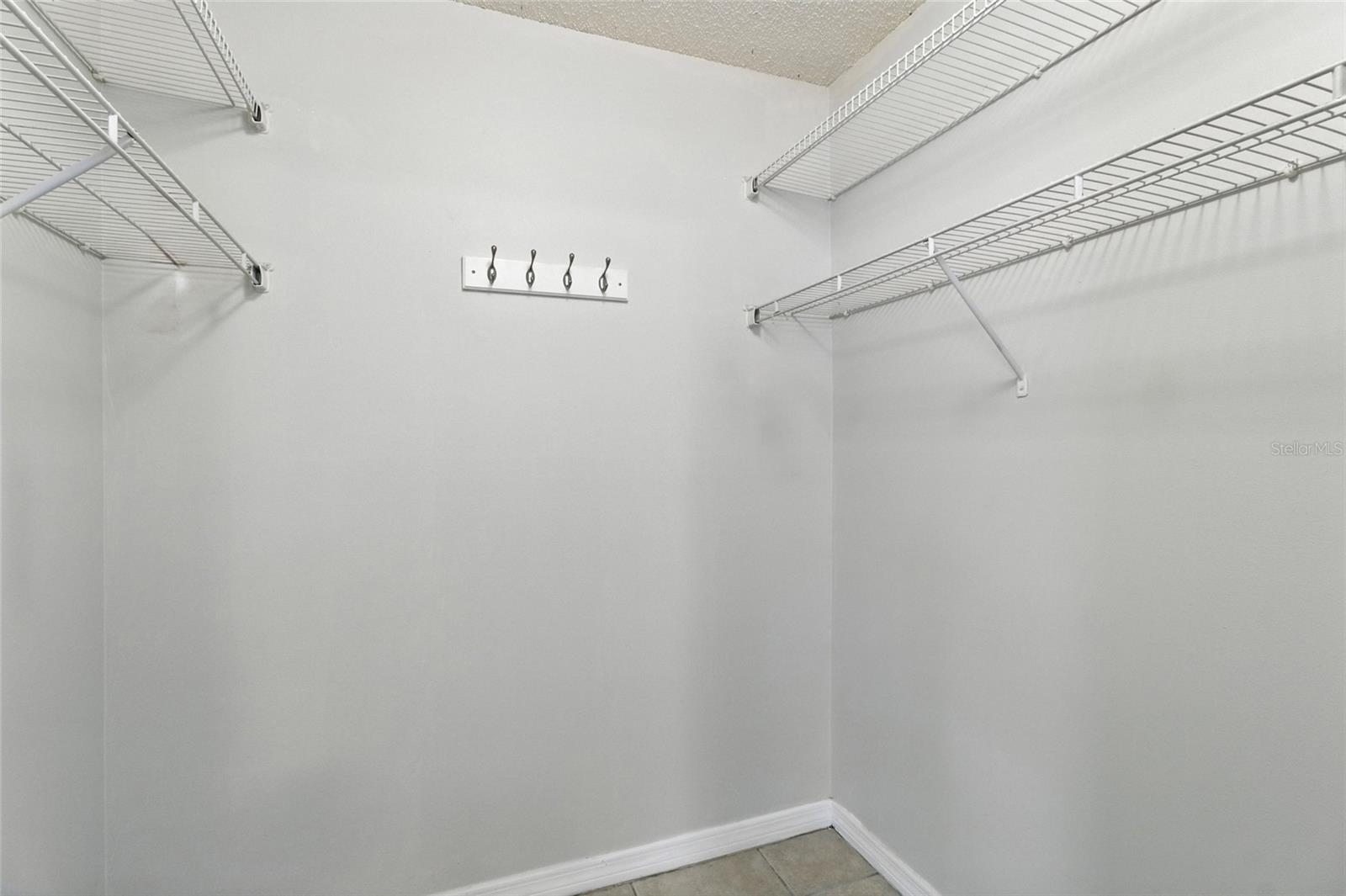 Image 12 of 33 For 3378 Cloverplace Drive 3378