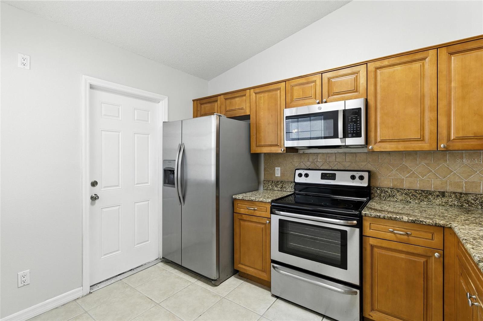 Image 5 of 33 For 3378 Cloverplace Drive 3378