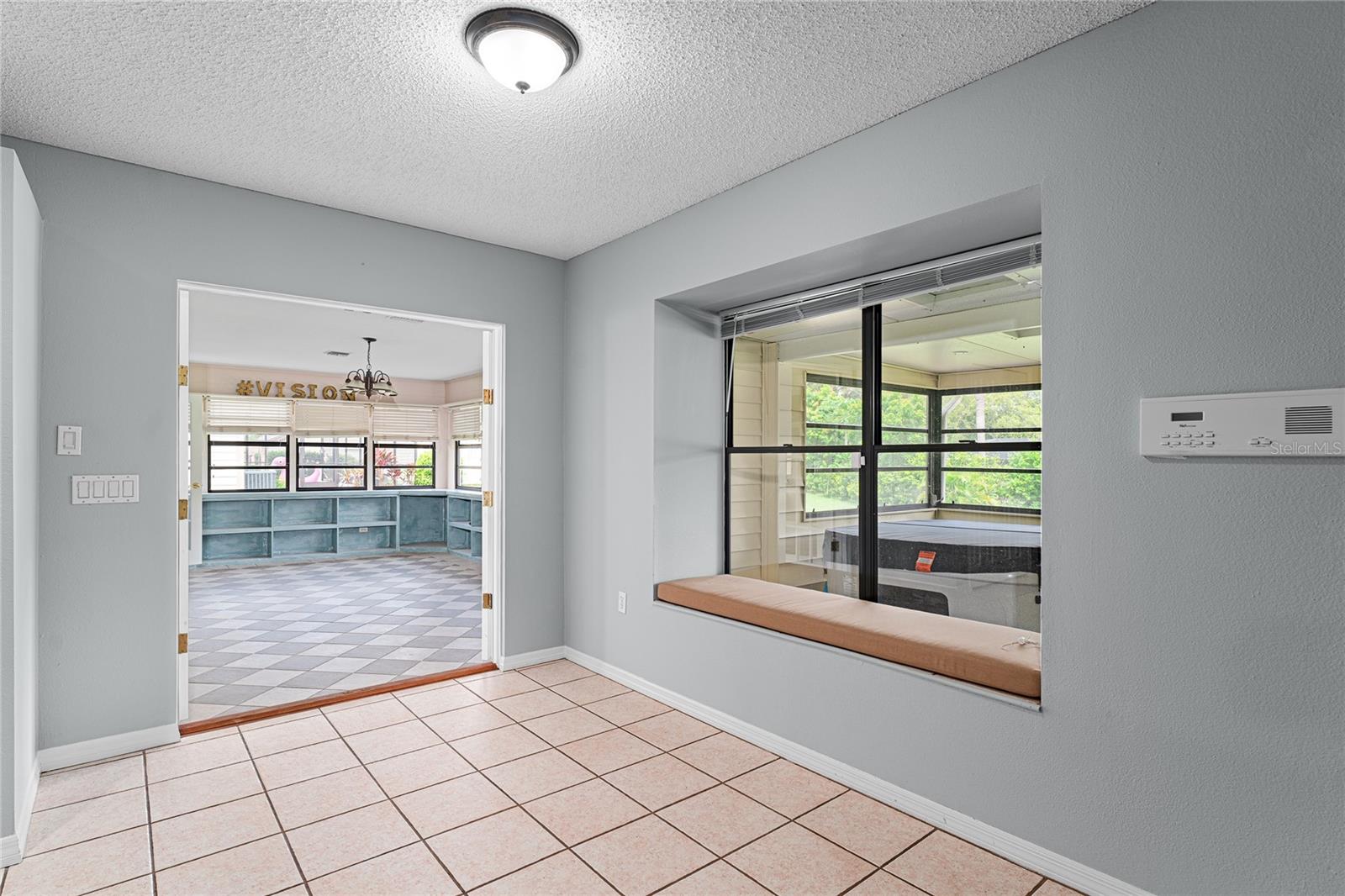 Image 13 of 71 For 8107 Greenside Lane