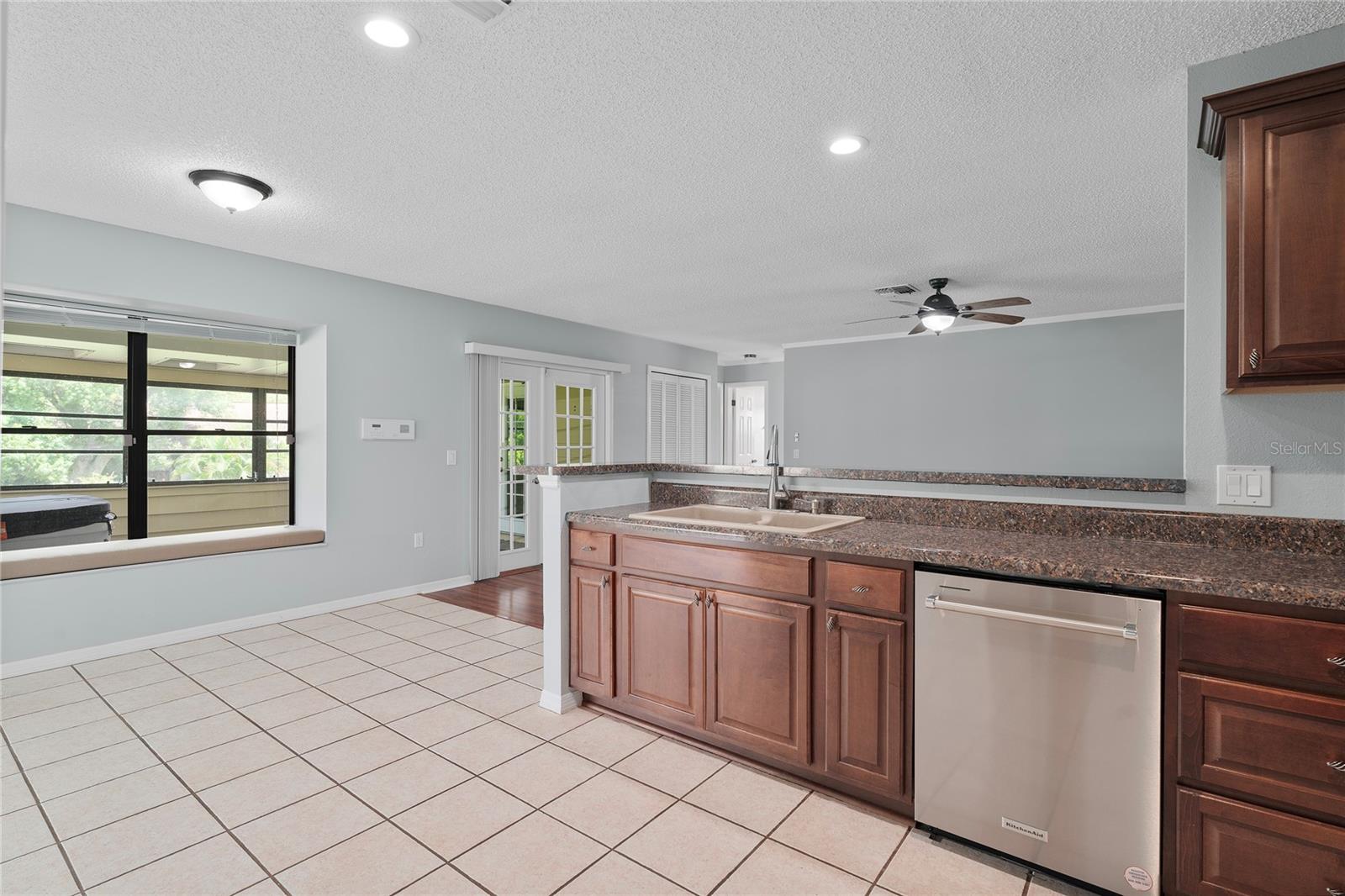 Image 22 of 71 For 8107 Greenside Lane